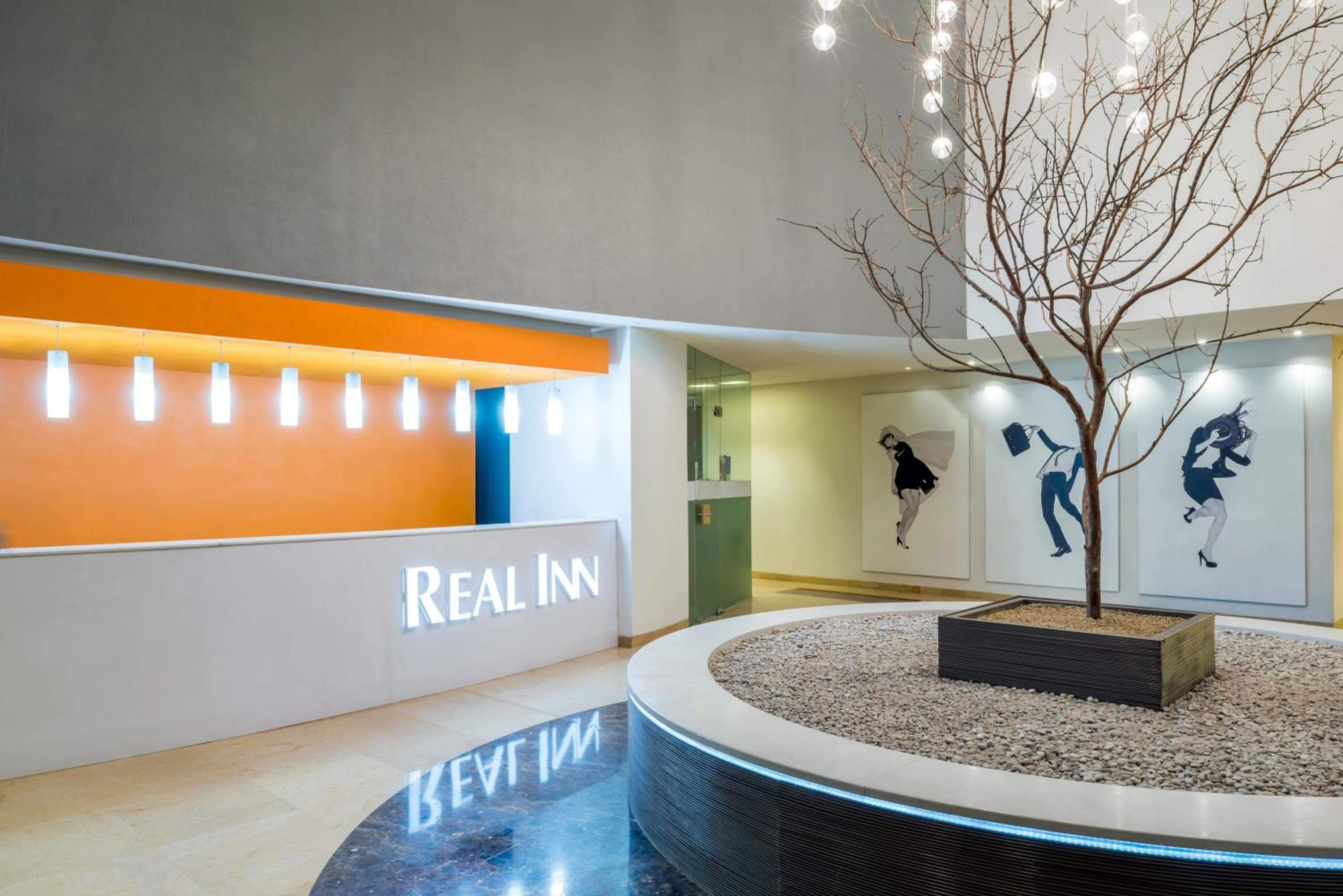 Real Inn Perinorte — 13