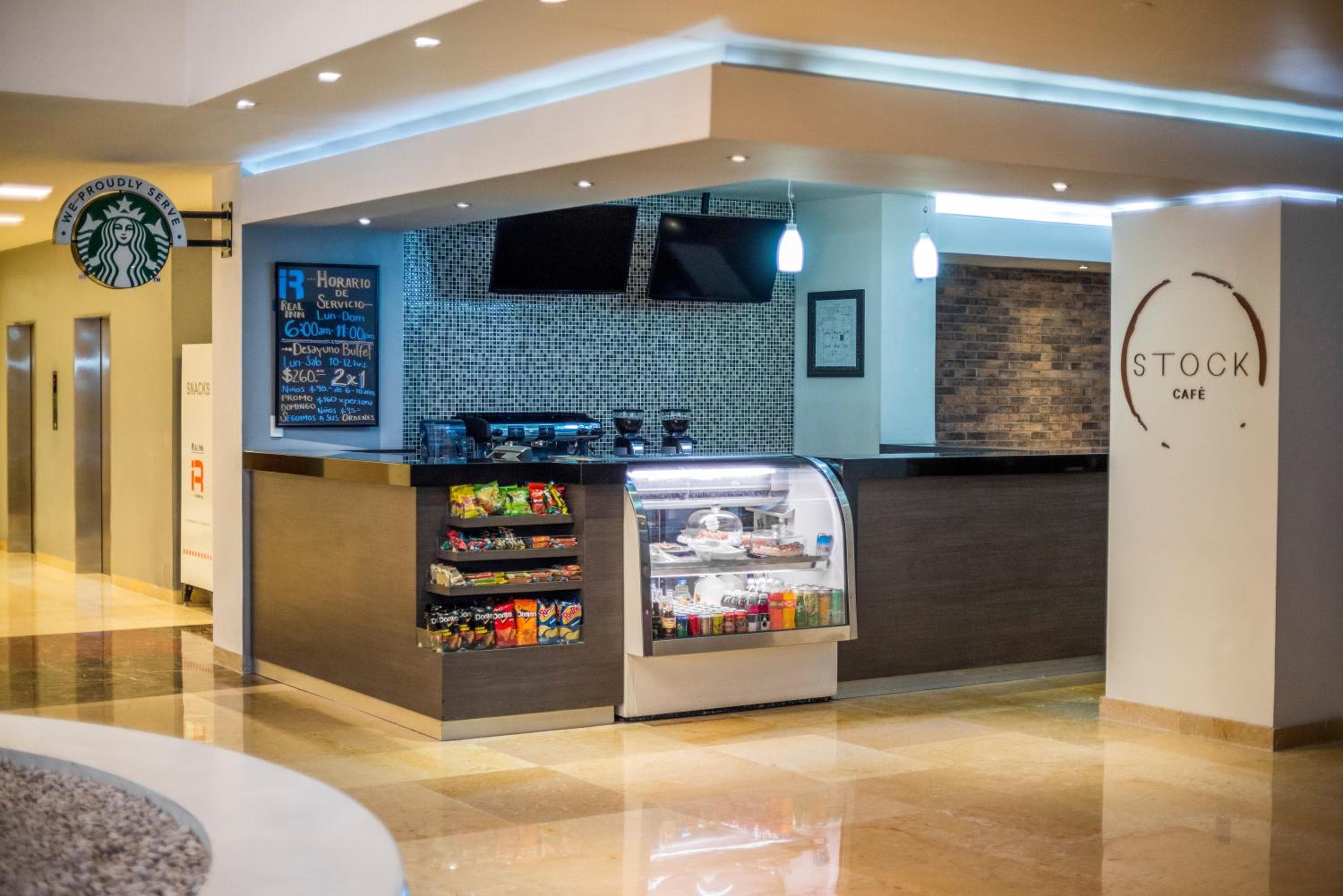 Real Inn Perinorte — 19