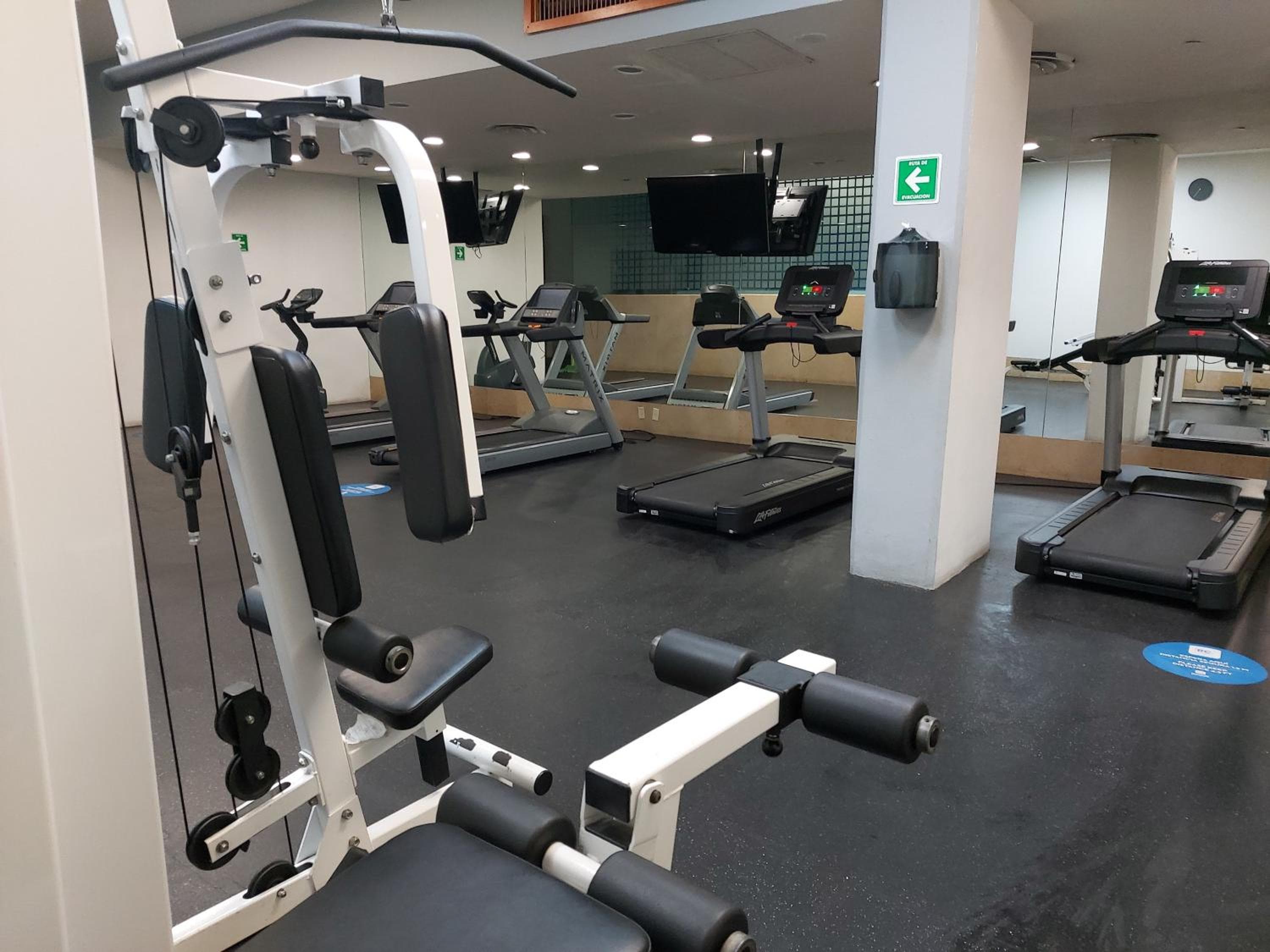 Real Inn Perinorte — 21