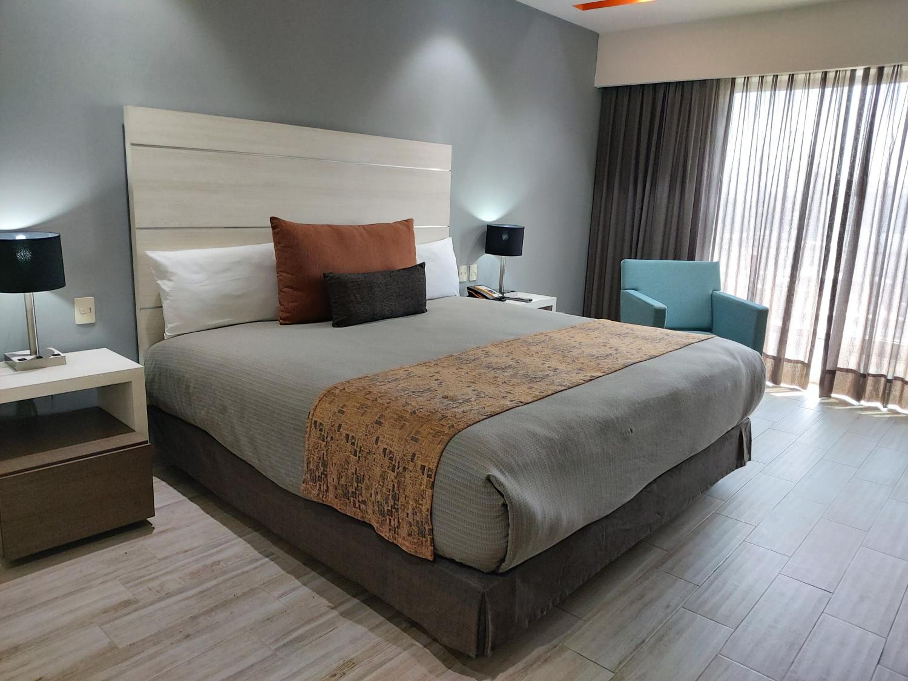 Real Inn Perinorte — 14