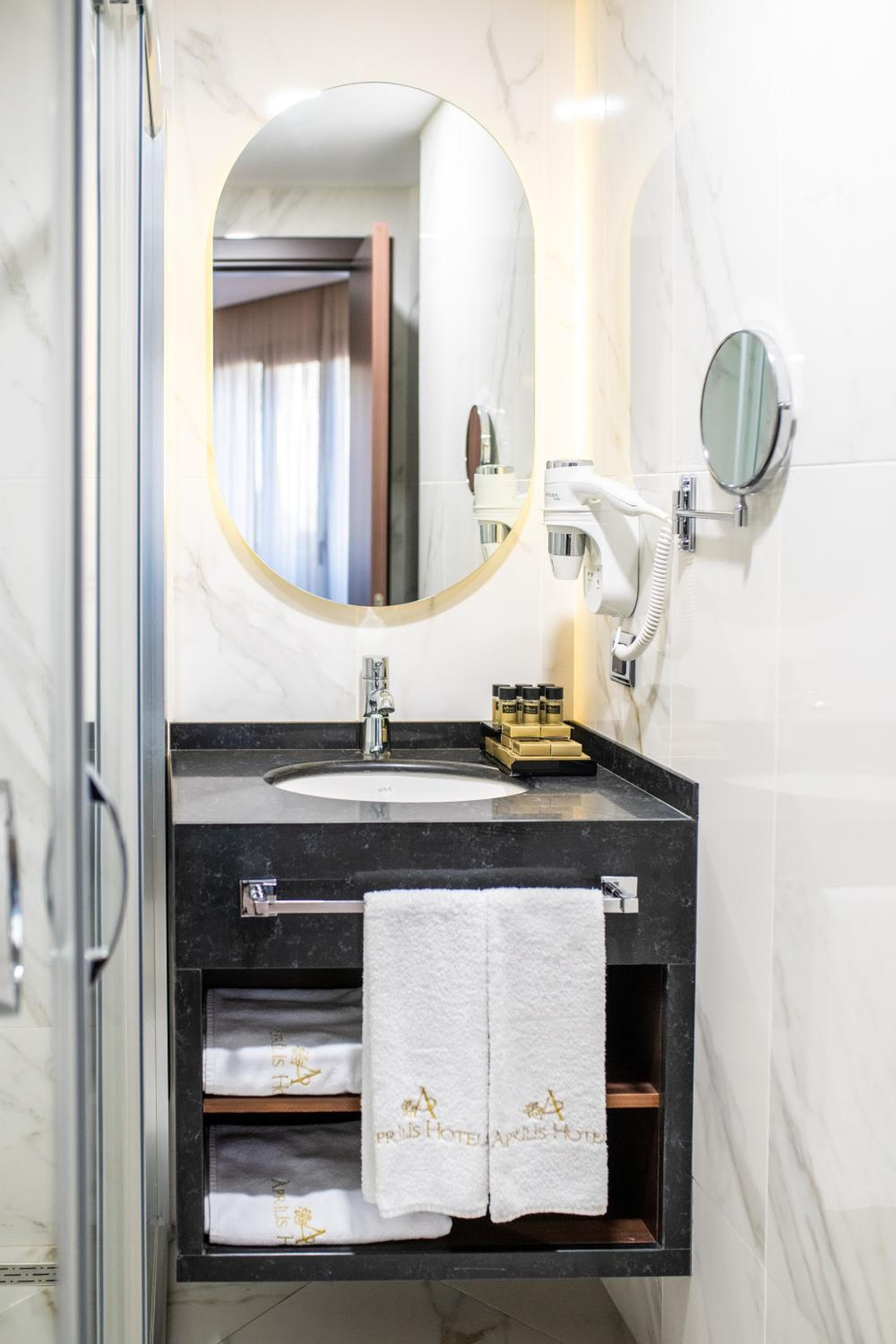 Aprilis Deluxe Hotel — 27