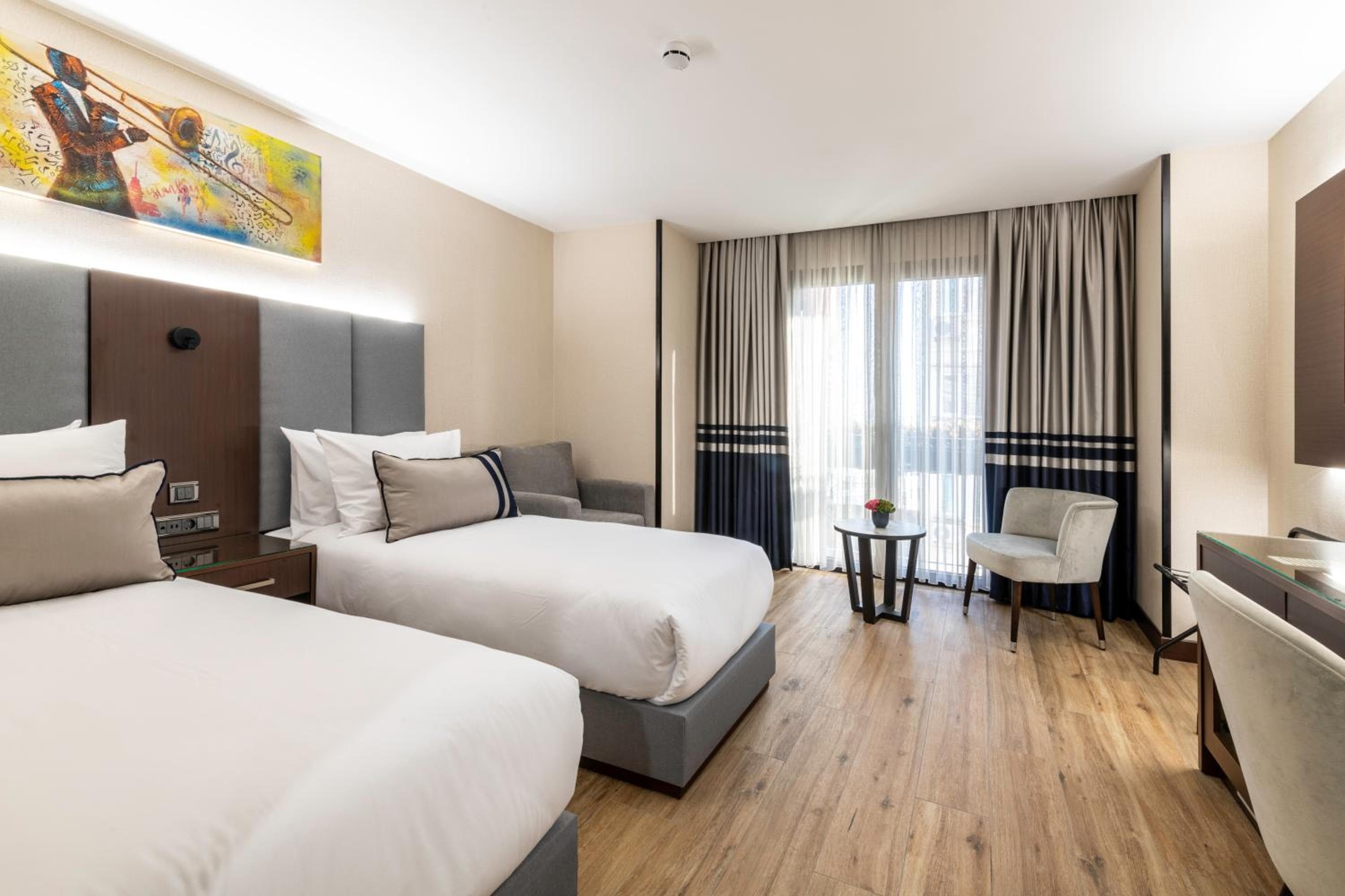 Aprilis Deluxe Hotel — 24