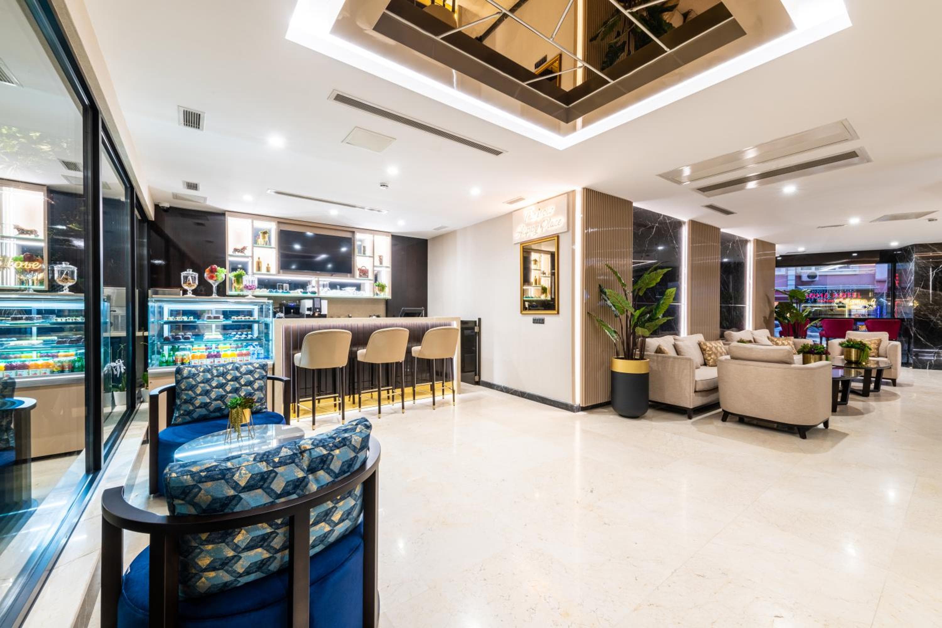 Aprilis Deluxe Hotel — 12