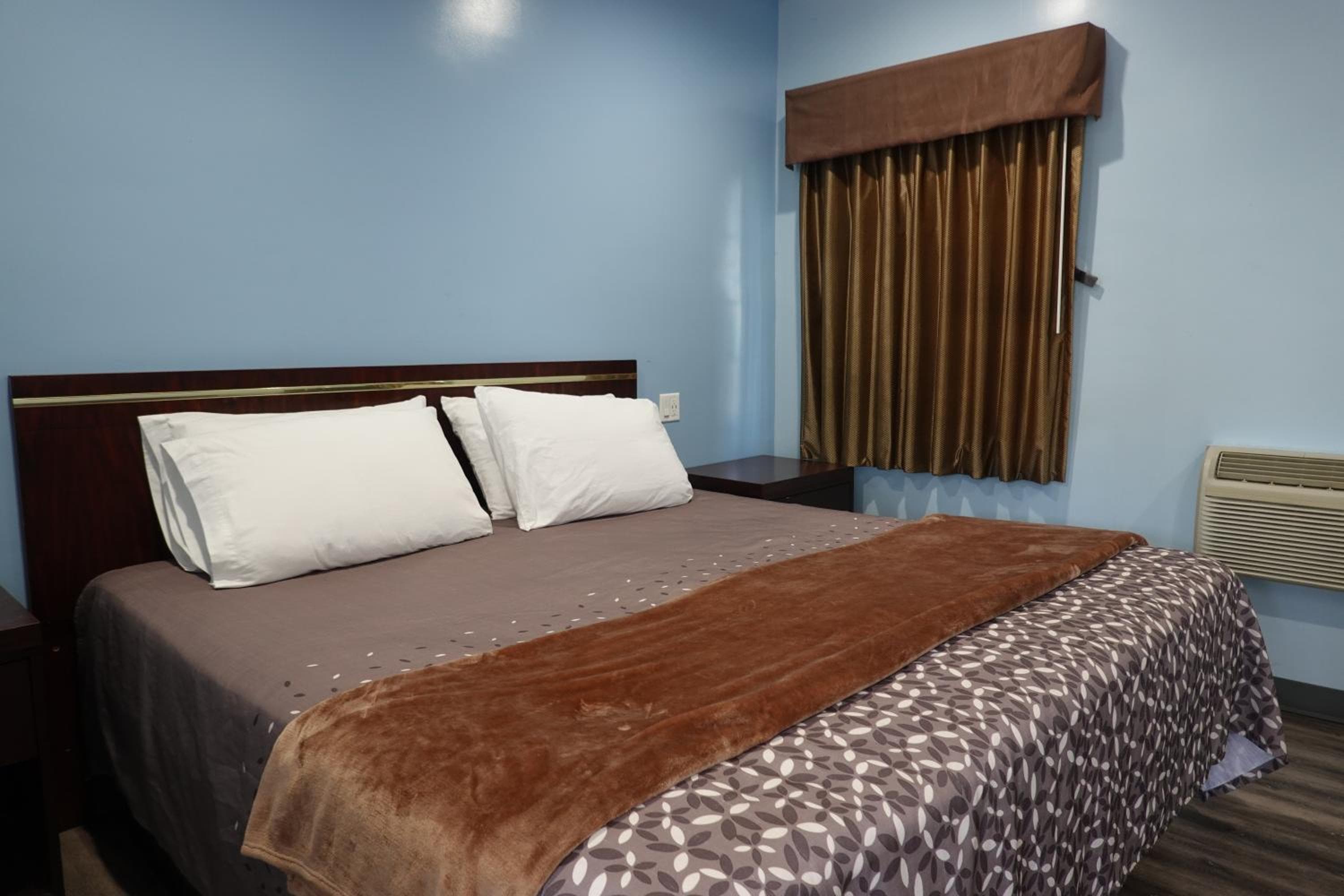 Motel 24 Horas — 11