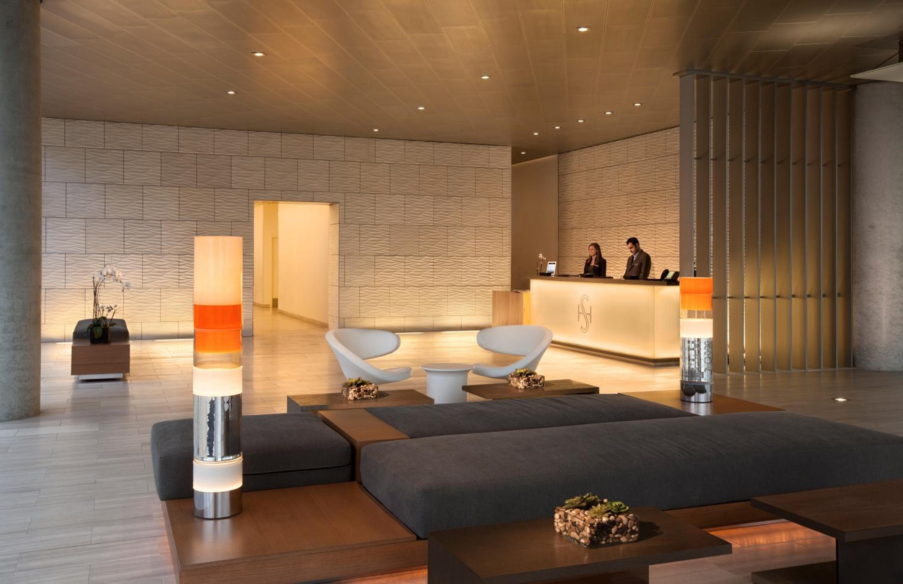 Hotel sulla riva — 7