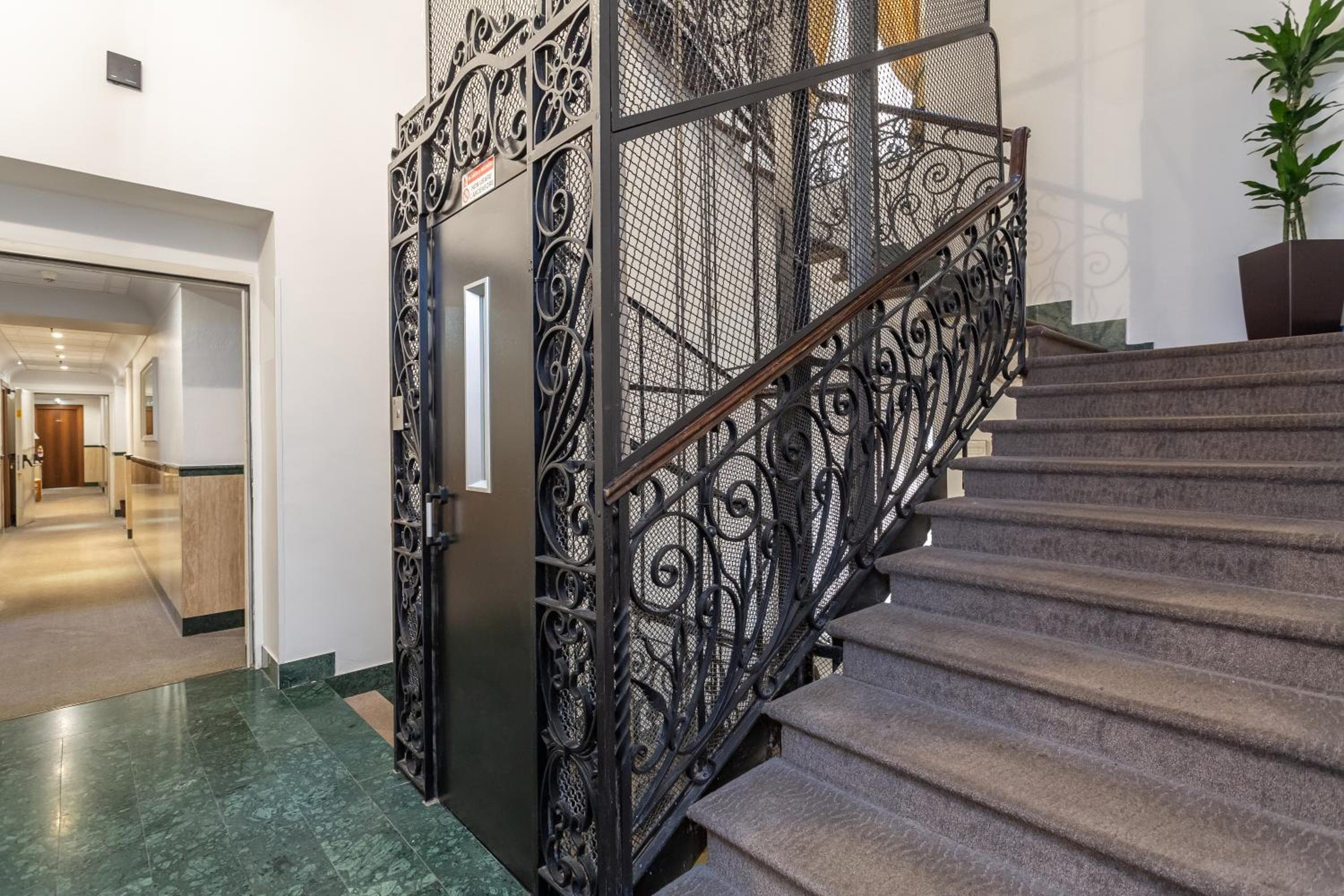 Hotel Medici — 22