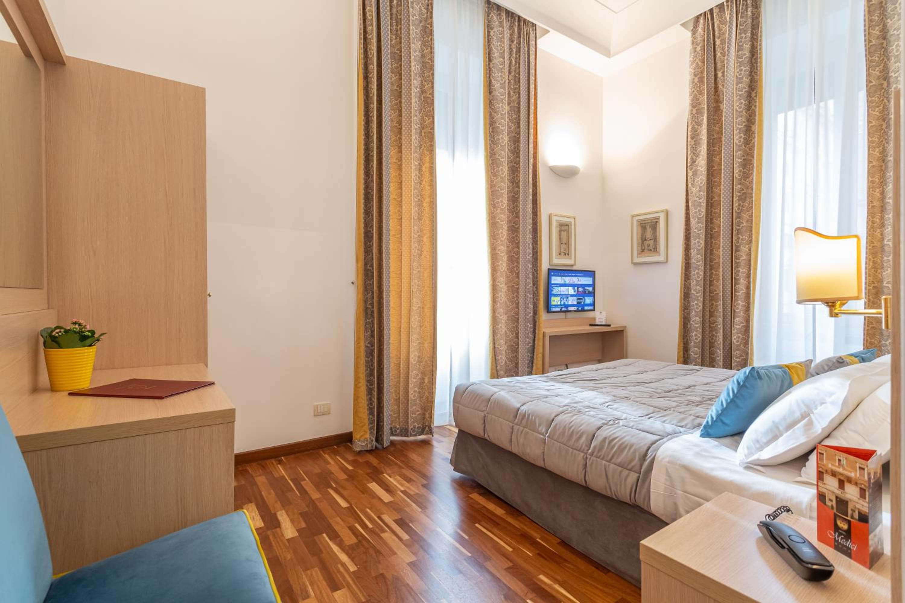 Hotel Medici — 28