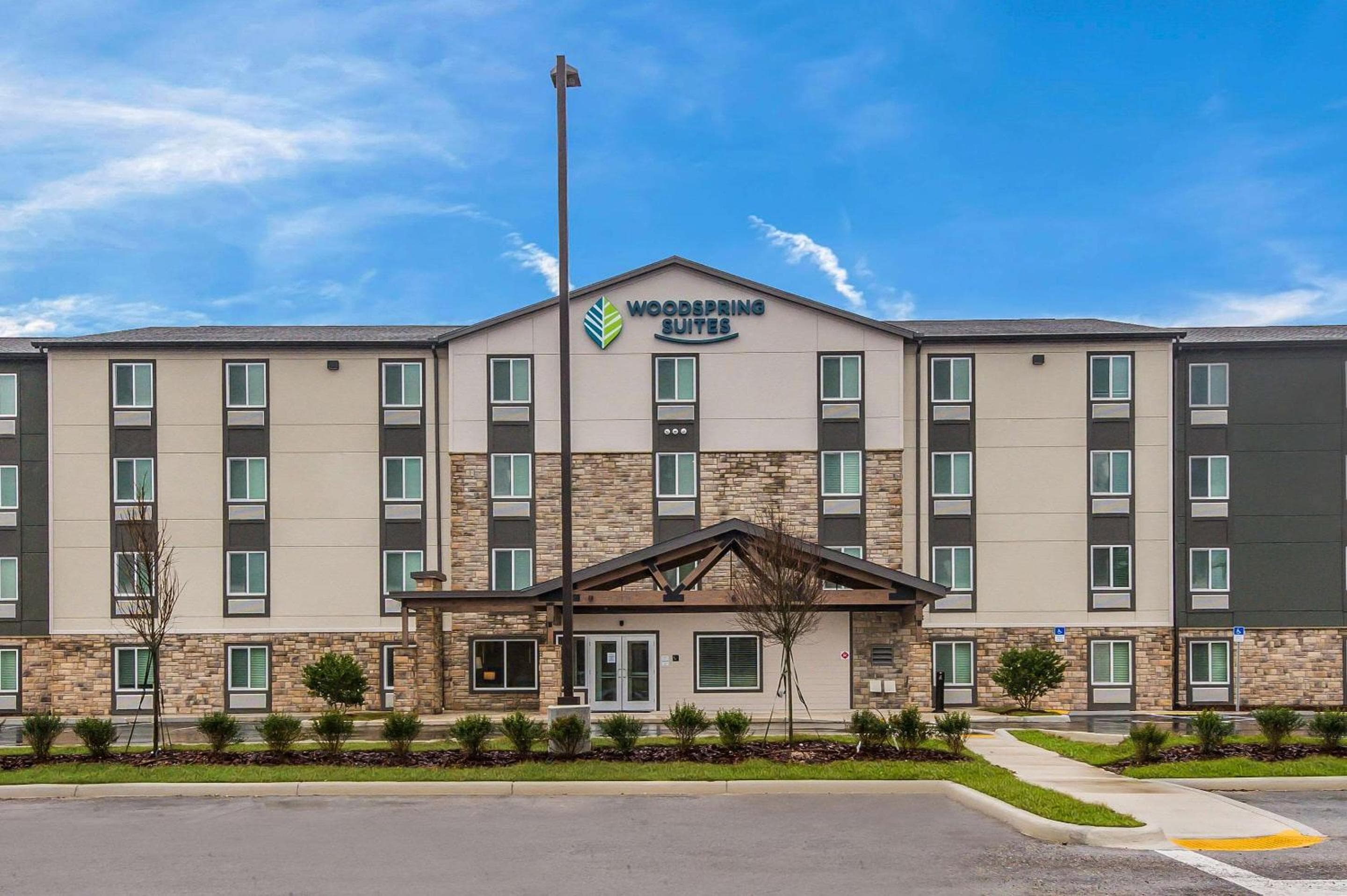 WoodSpring Suites Tampa Airport North Veterans Expressway — 1