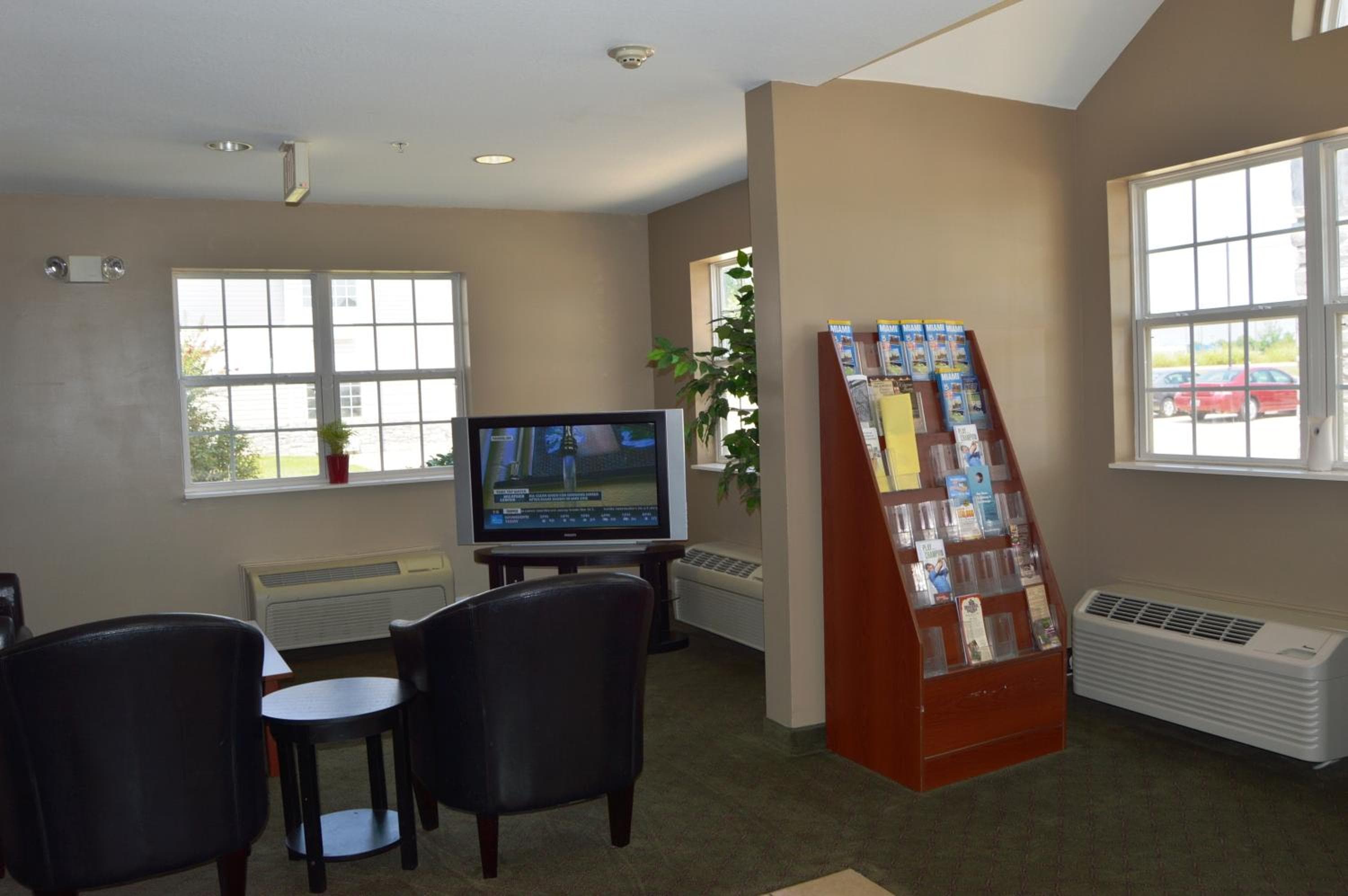 Microtel Inn and Suites By Wyndham Miami OK --> Microtel Inn and Suites By Wyndham Miami OK — 24