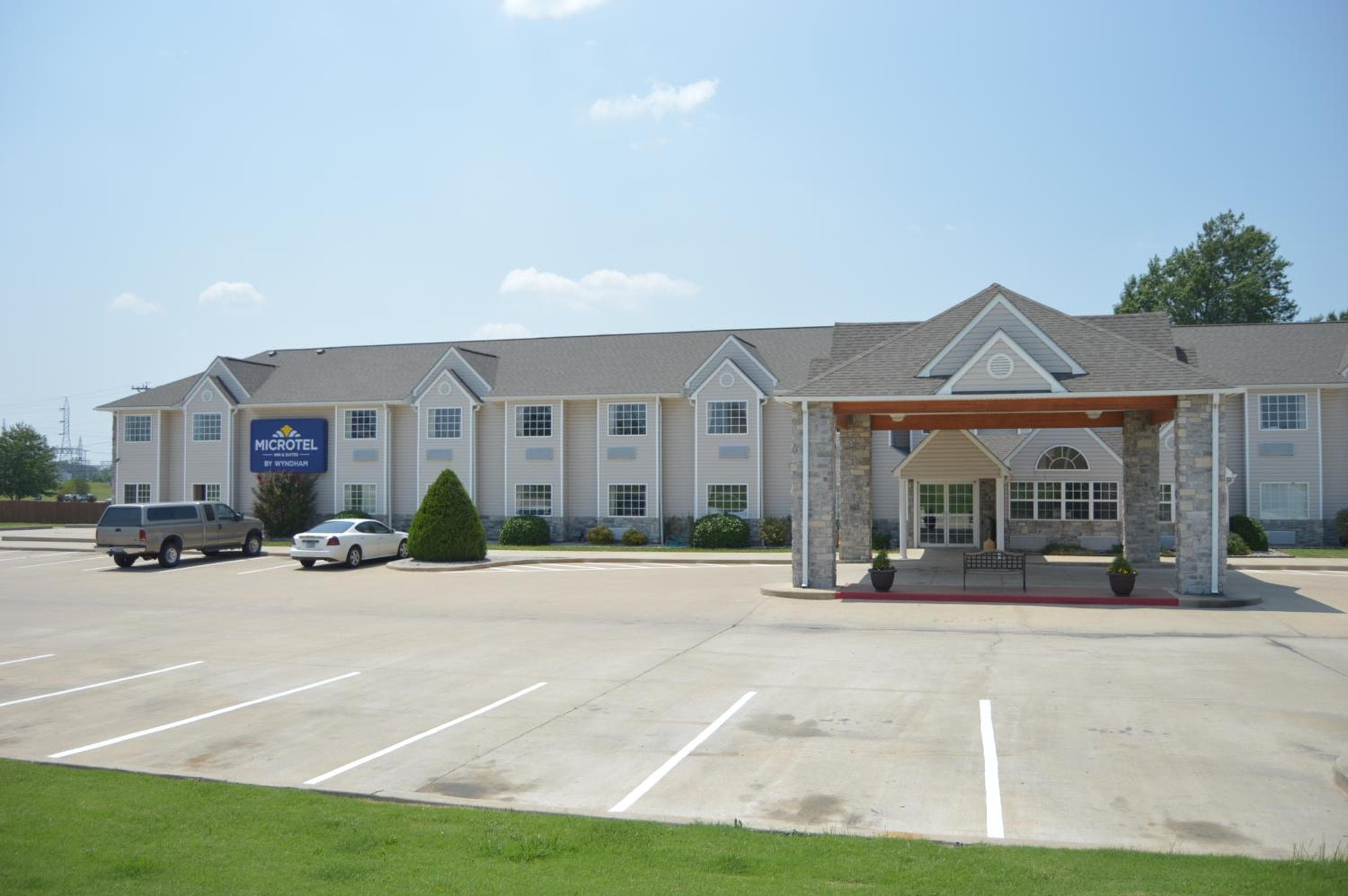 Microtel Inn and Suites By Wyndham Miami OK --> Microtel Inn and Suites By Wyndham Miami OK — 21