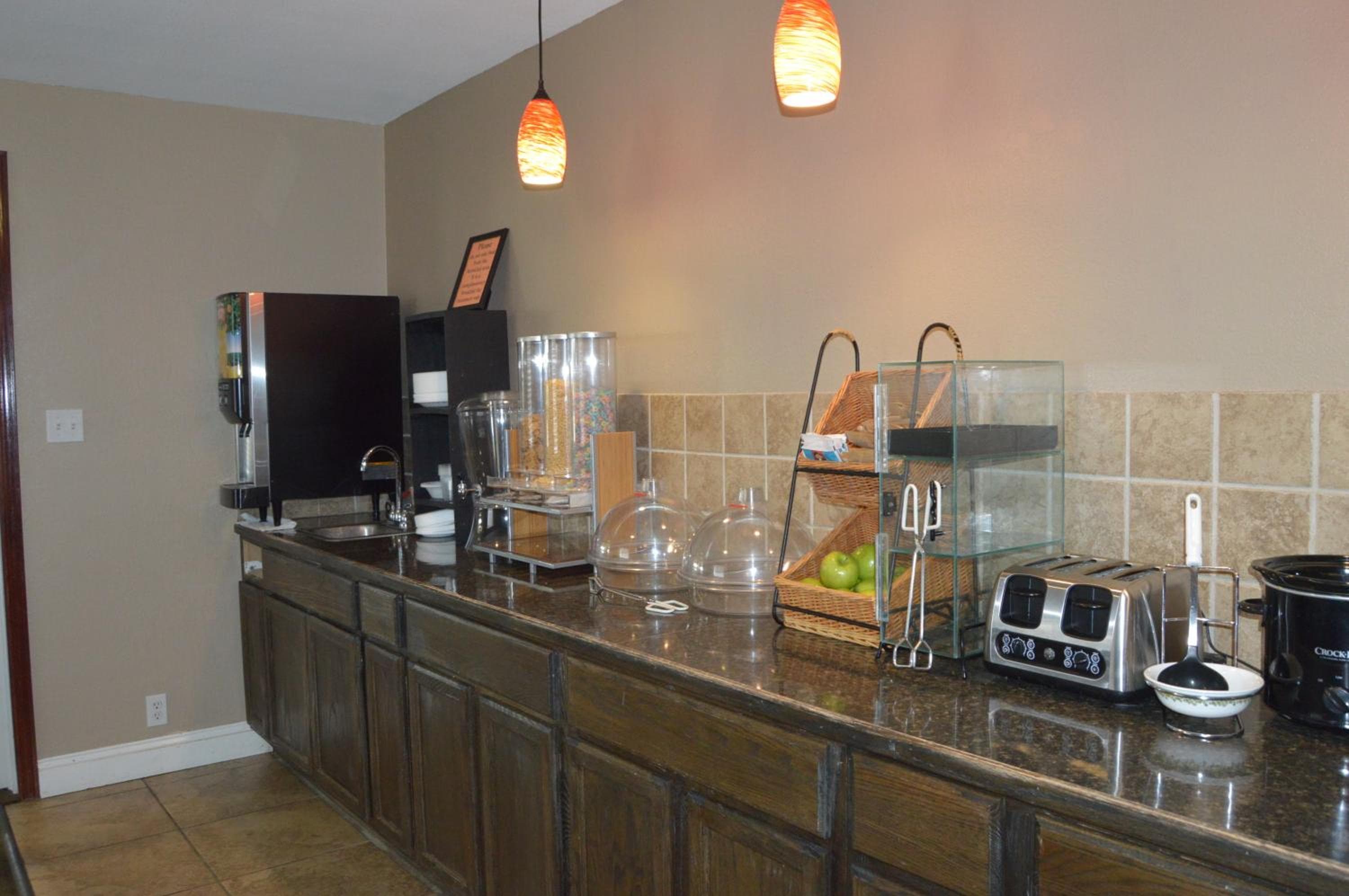 Microtel Inn and Suites By Wyndham Miami OK --> Microtel Inn and Suites By Wyndham Miami OK — 29