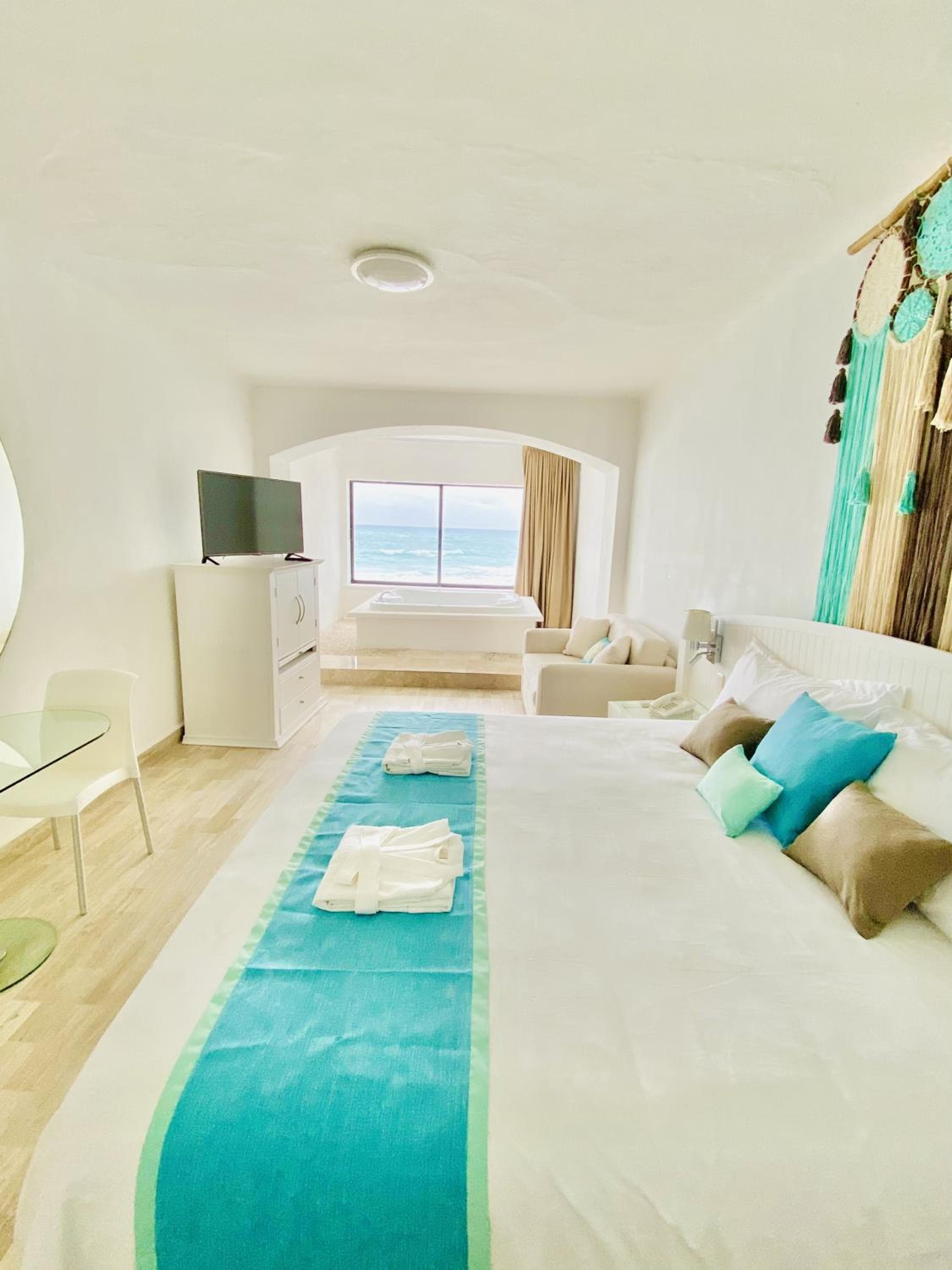 Cyan Cancun Resort &amp; Spa — 16