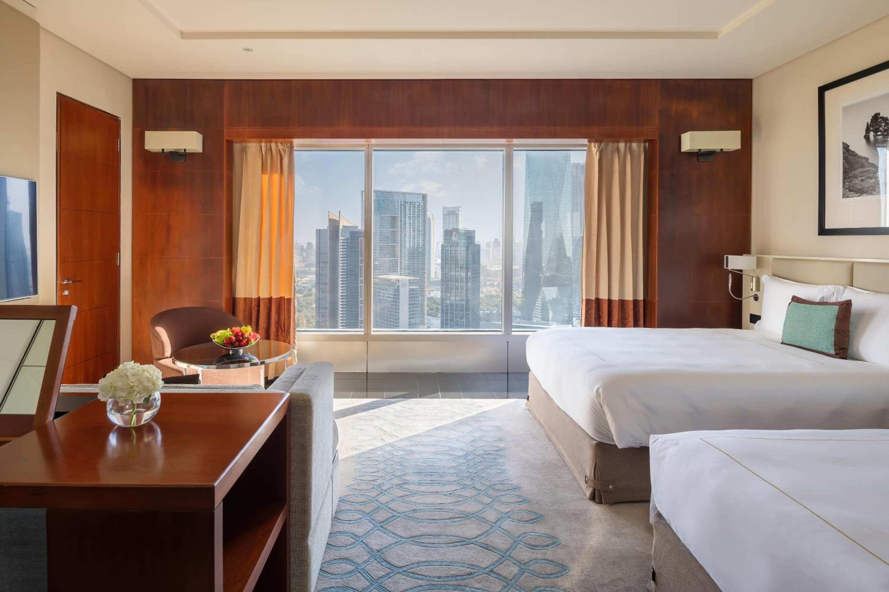 Jumeirah Emirates Towers Dubai — 11