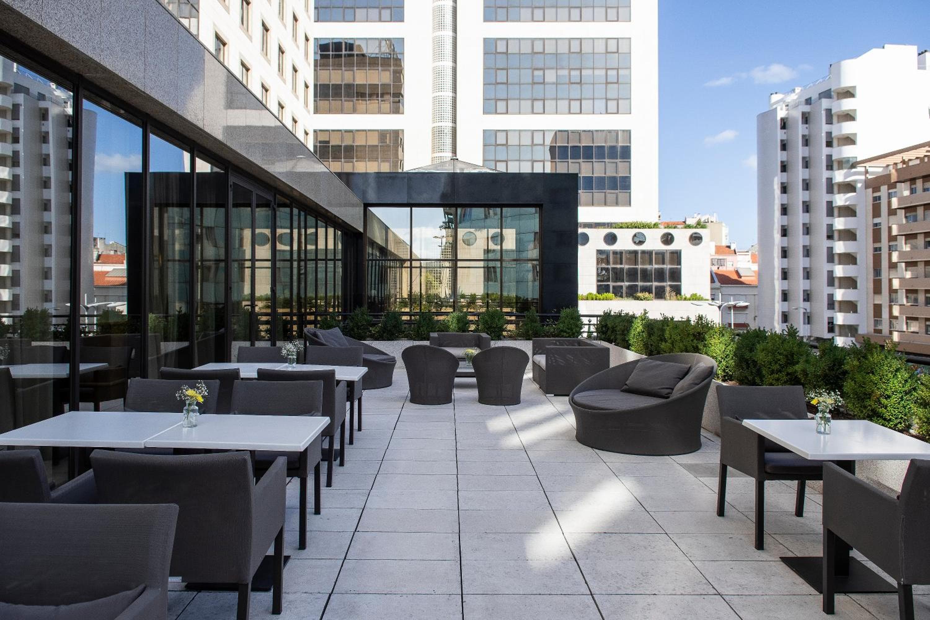 Hotel Sana Metropolitano — 27