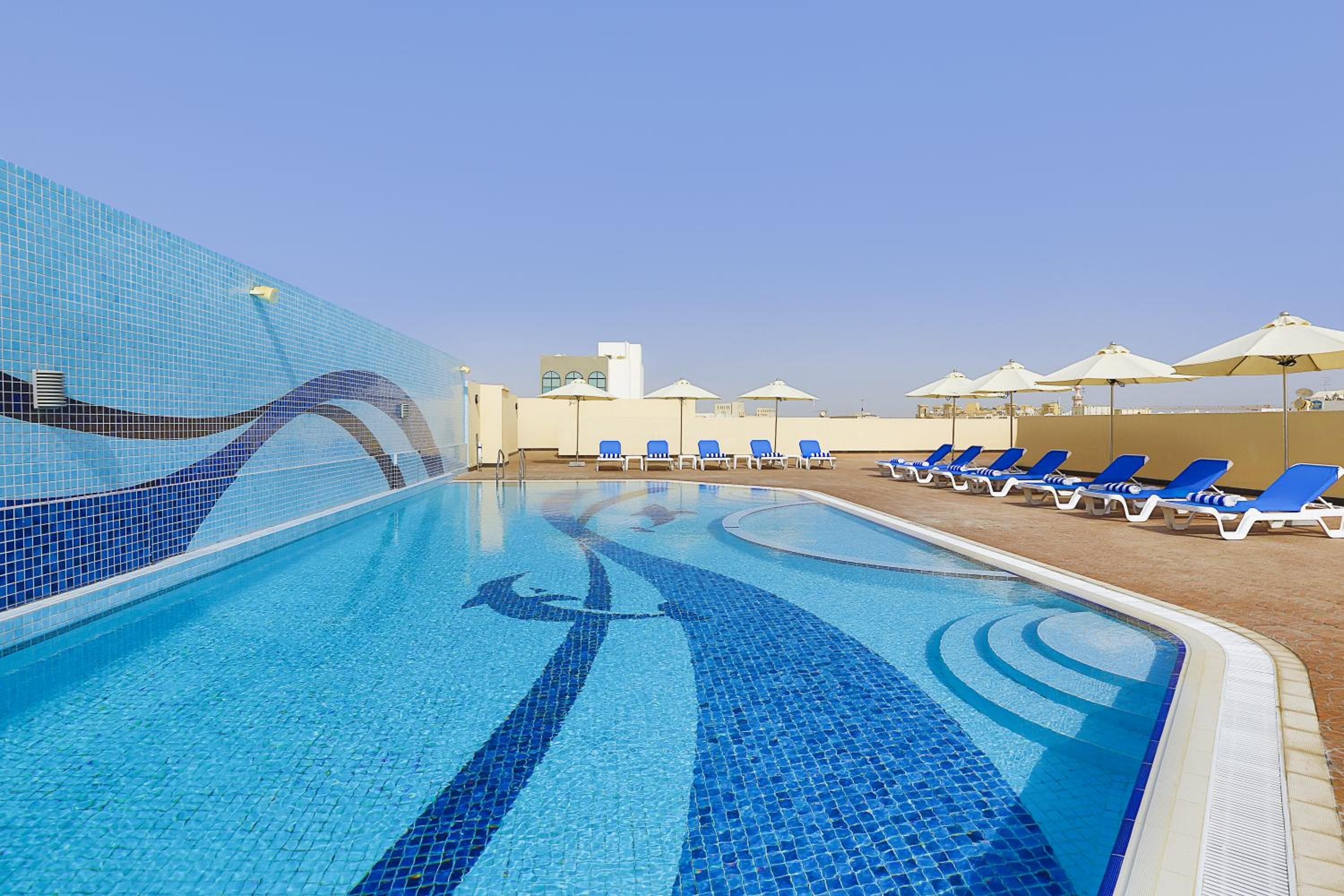 Gateway Hotel — 3