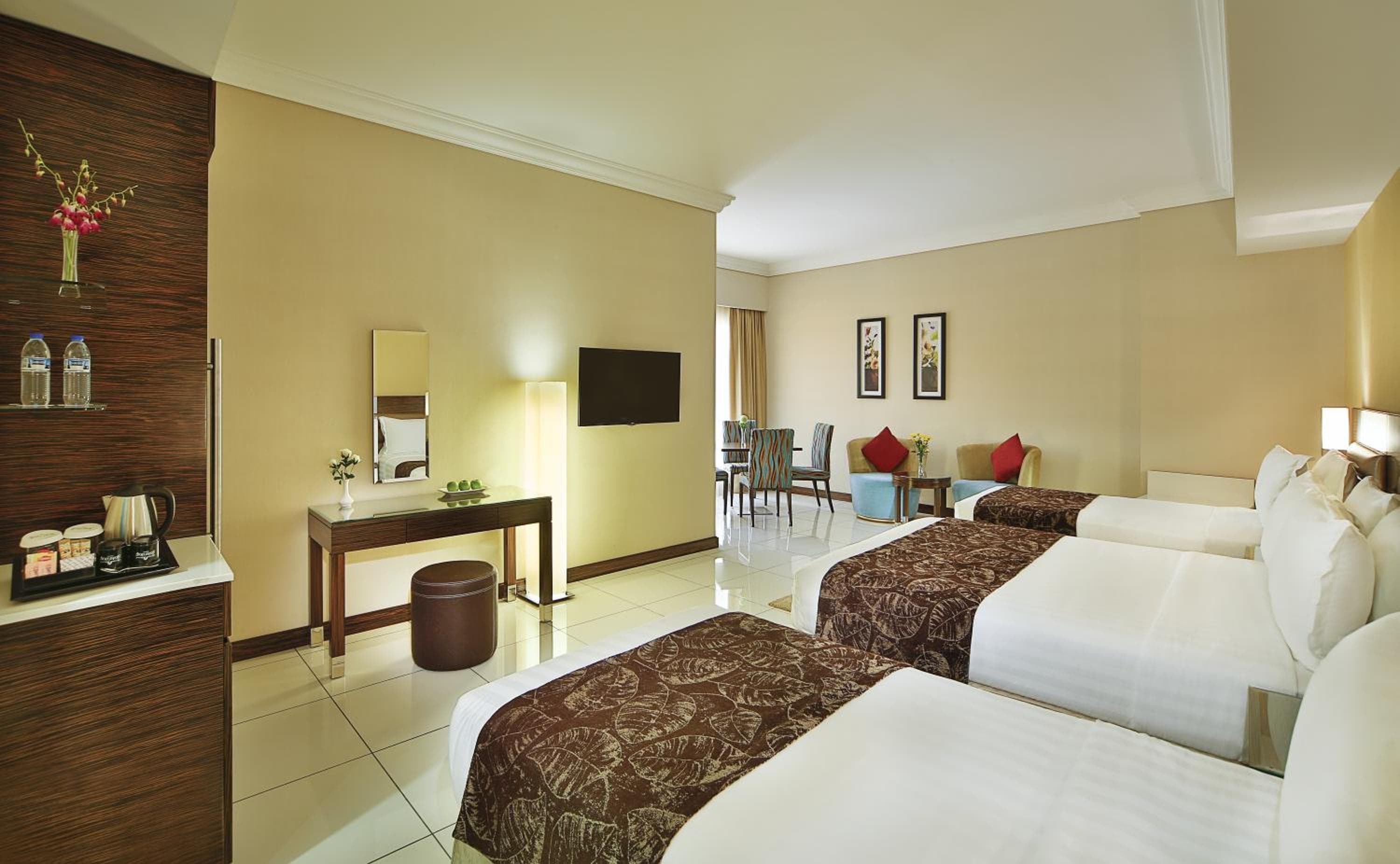 Gateway Hotel — 11