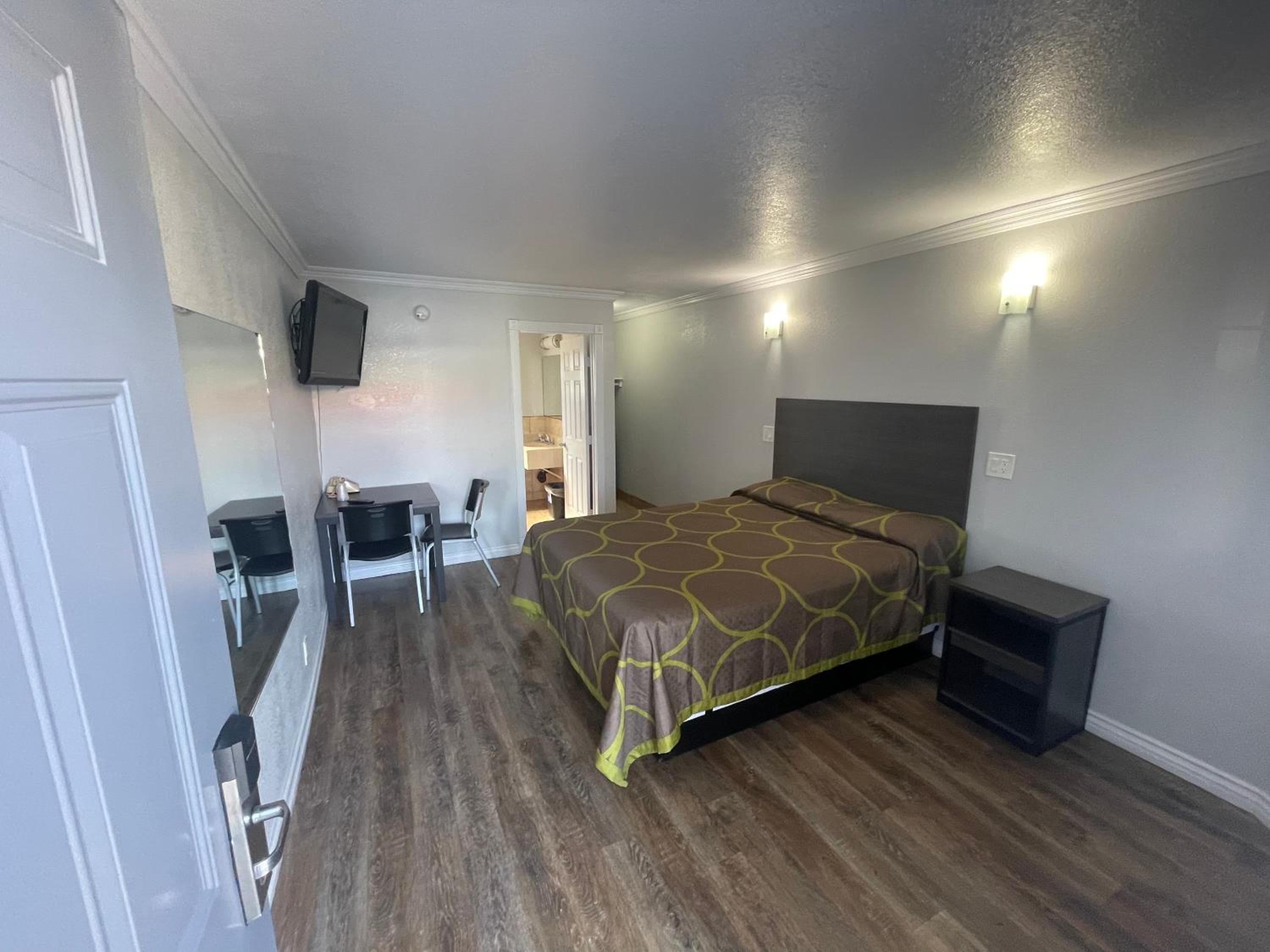 Seaway Motel — 3