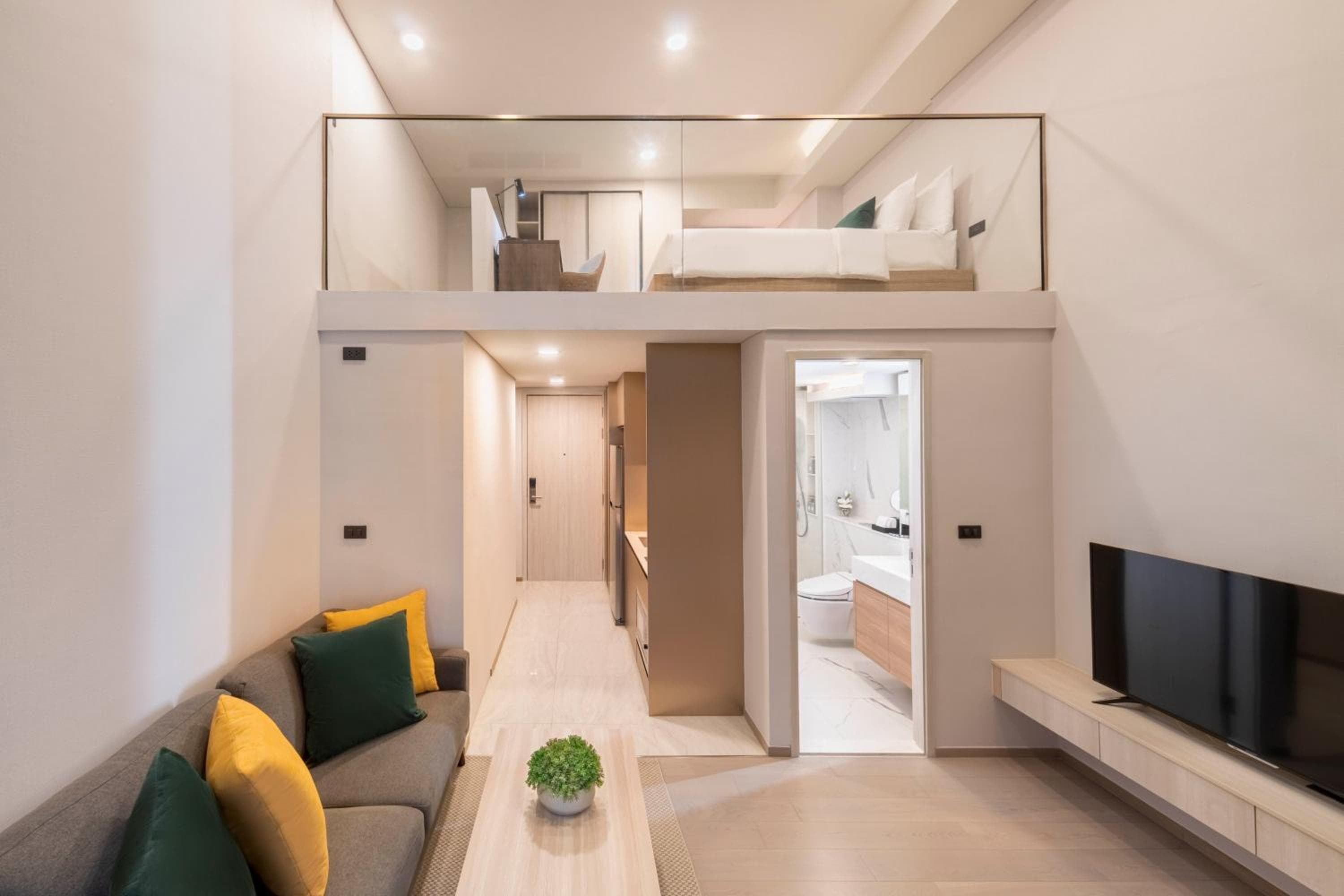 Wyndham Garden Bangkok Sukhumvit 42 — 7