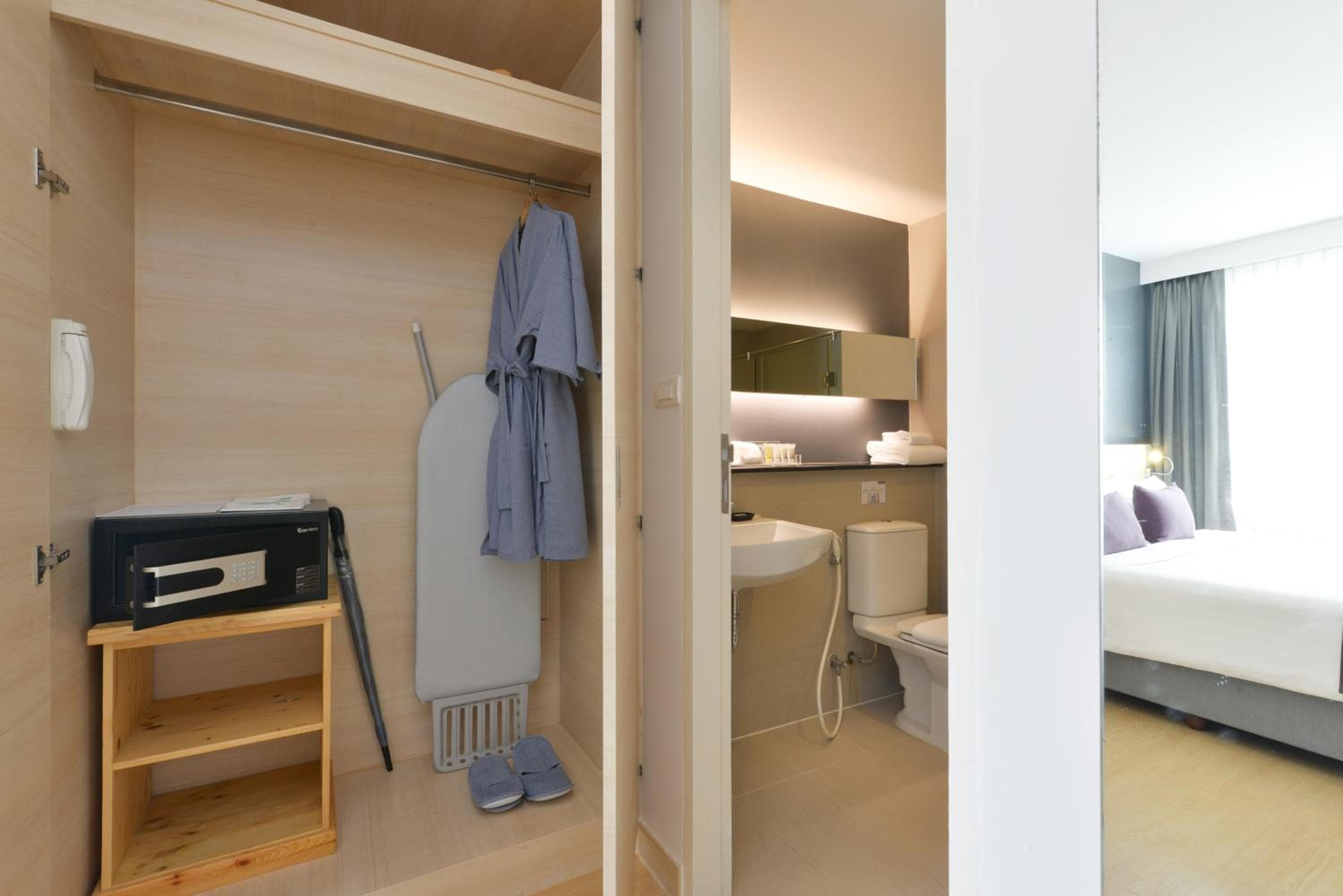 Arize Hotel Sukhumvit — 27