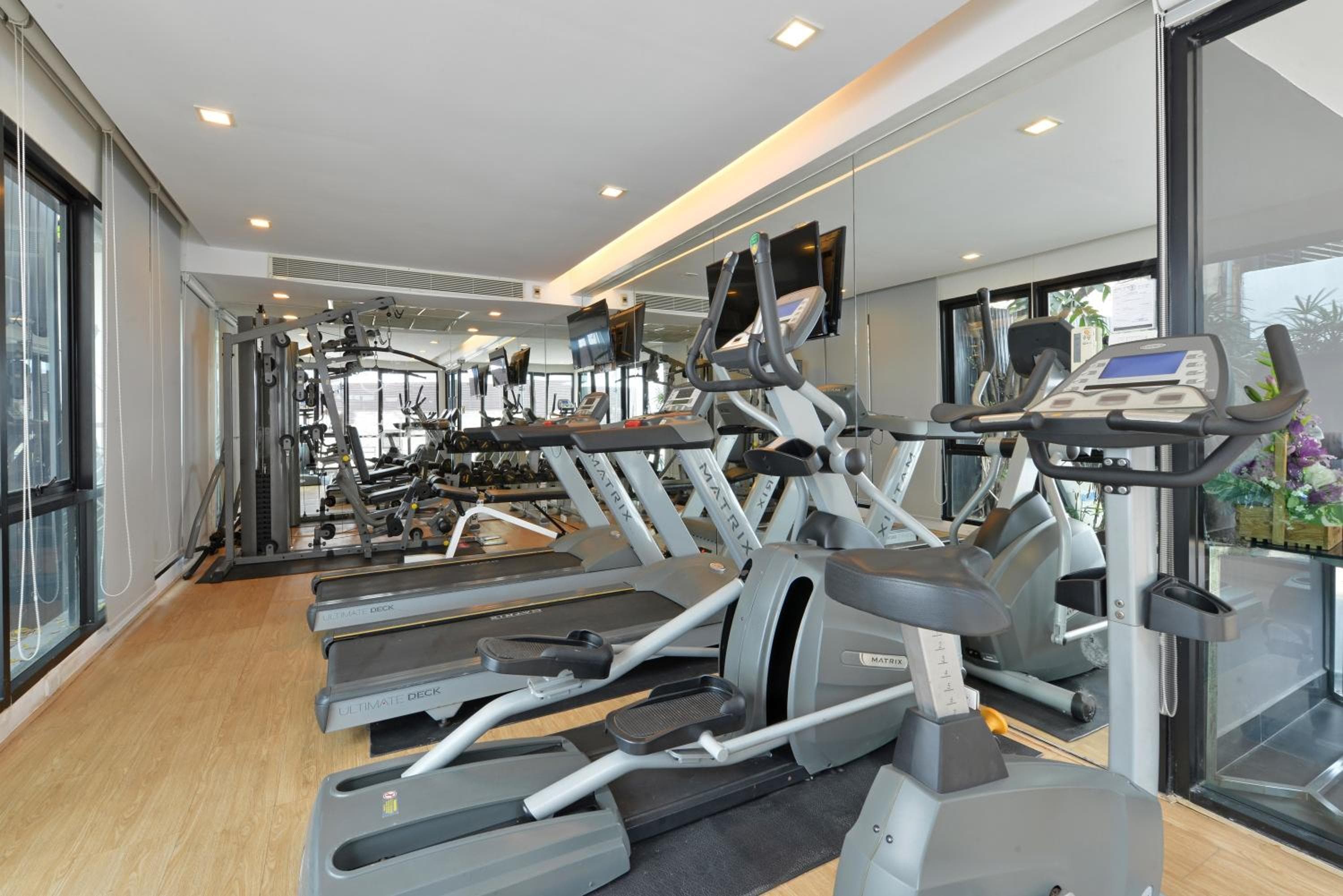 Arize Hotel Sukhumvit — 12