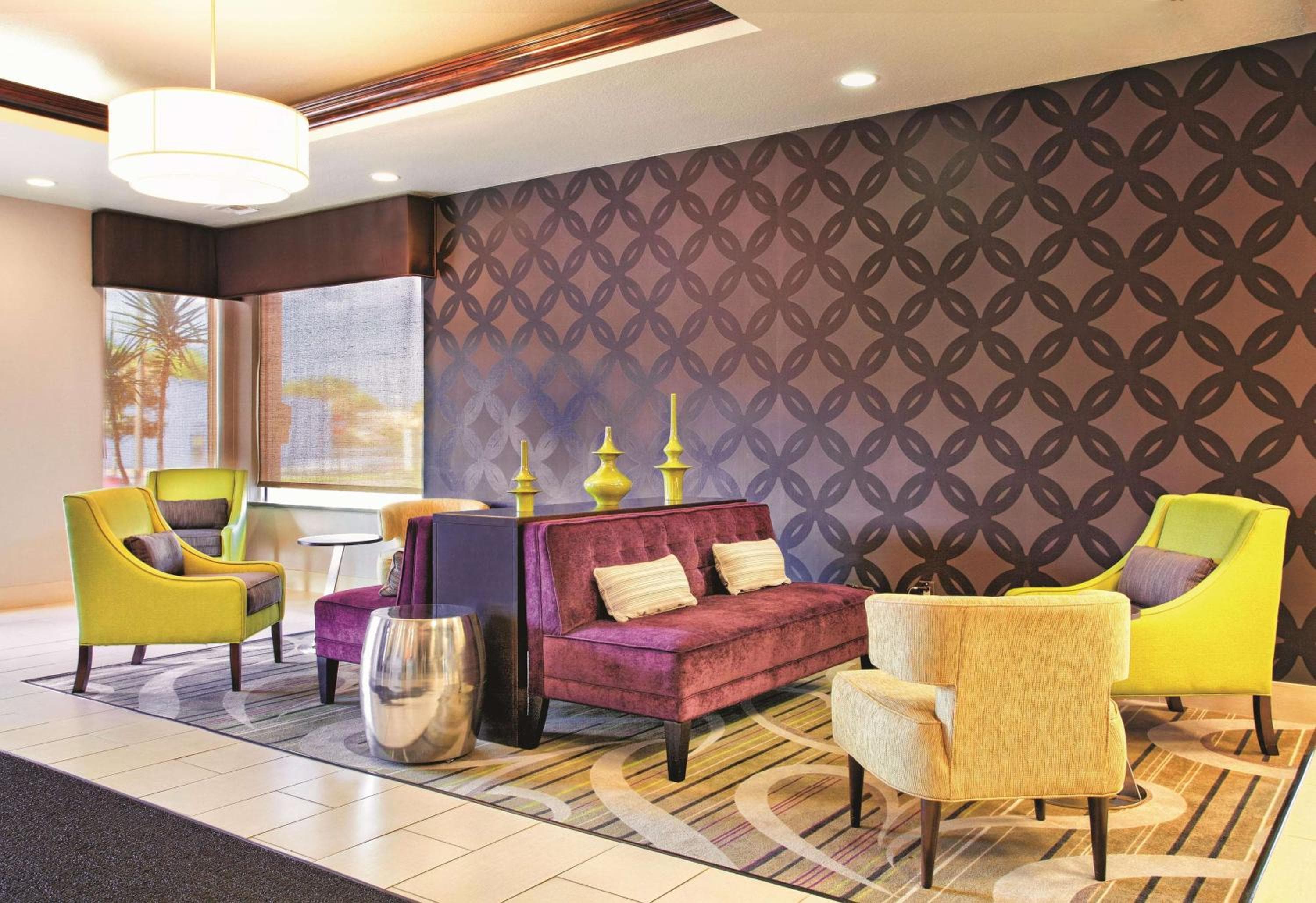 La Quinta by Wyndham Tampa Bay Area-Tampa South — 4