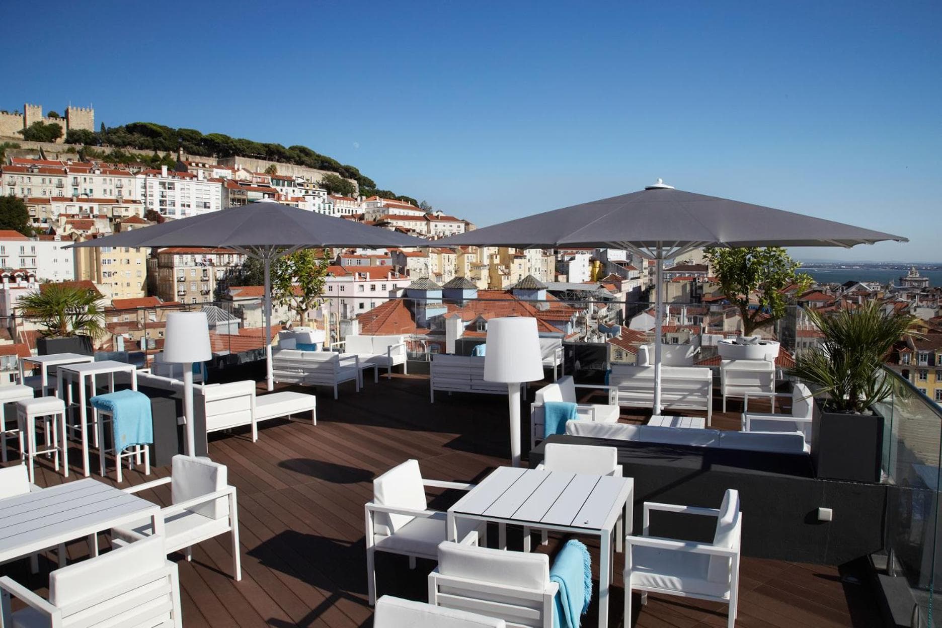 Hotel Mundial — 2