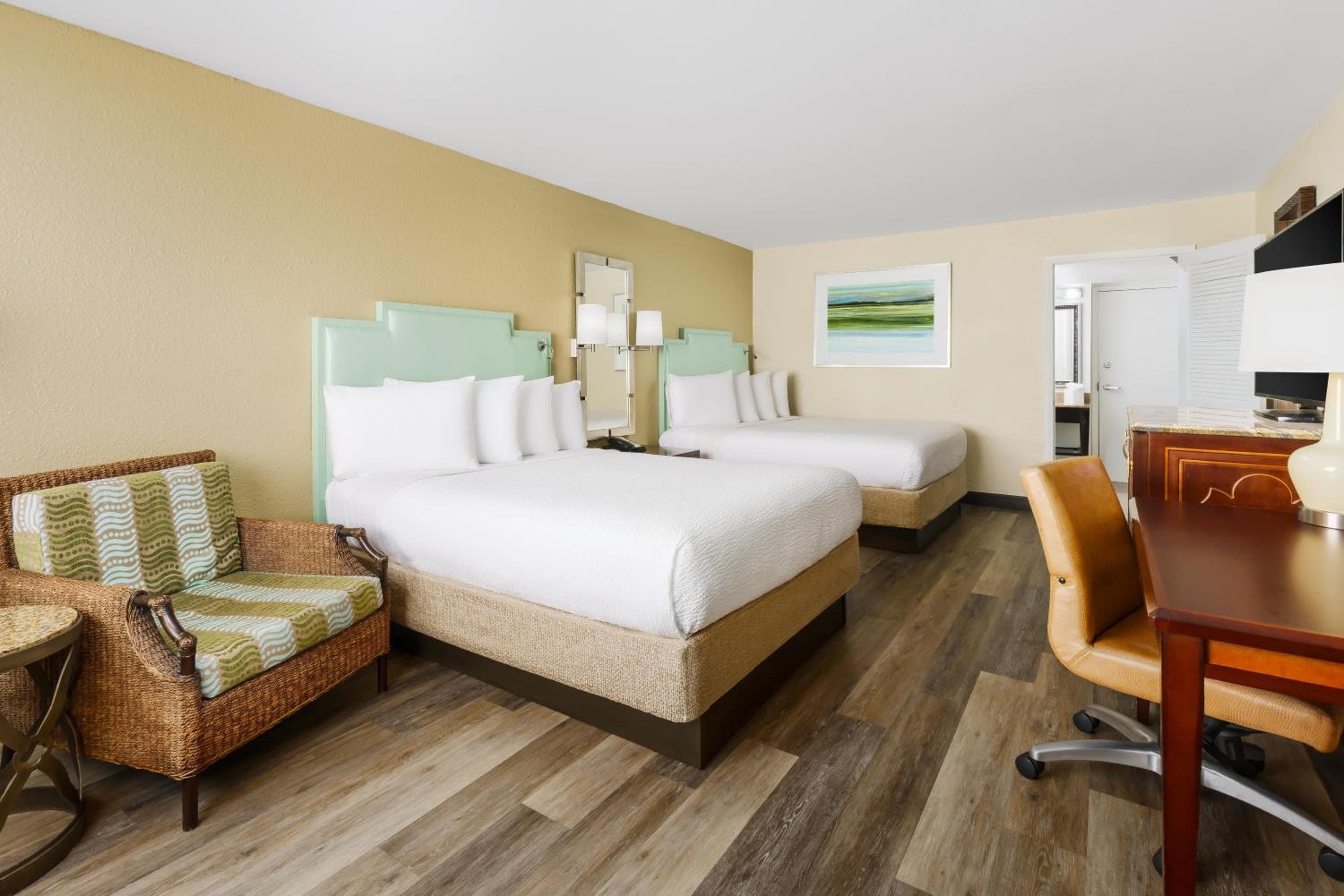 Coco Key Hotel & Water Park Resort — 28