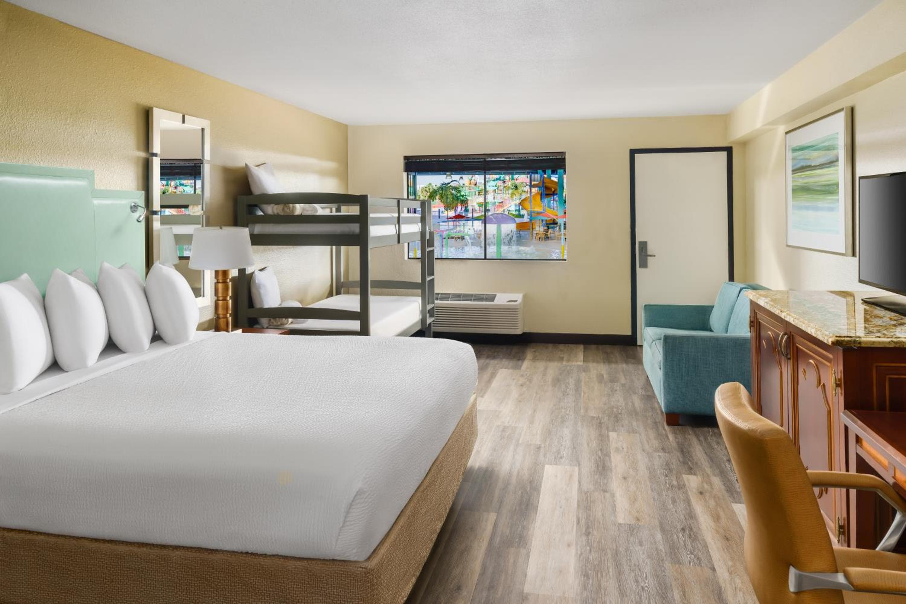 Coco Key Hotel & Water Park Resort — 19