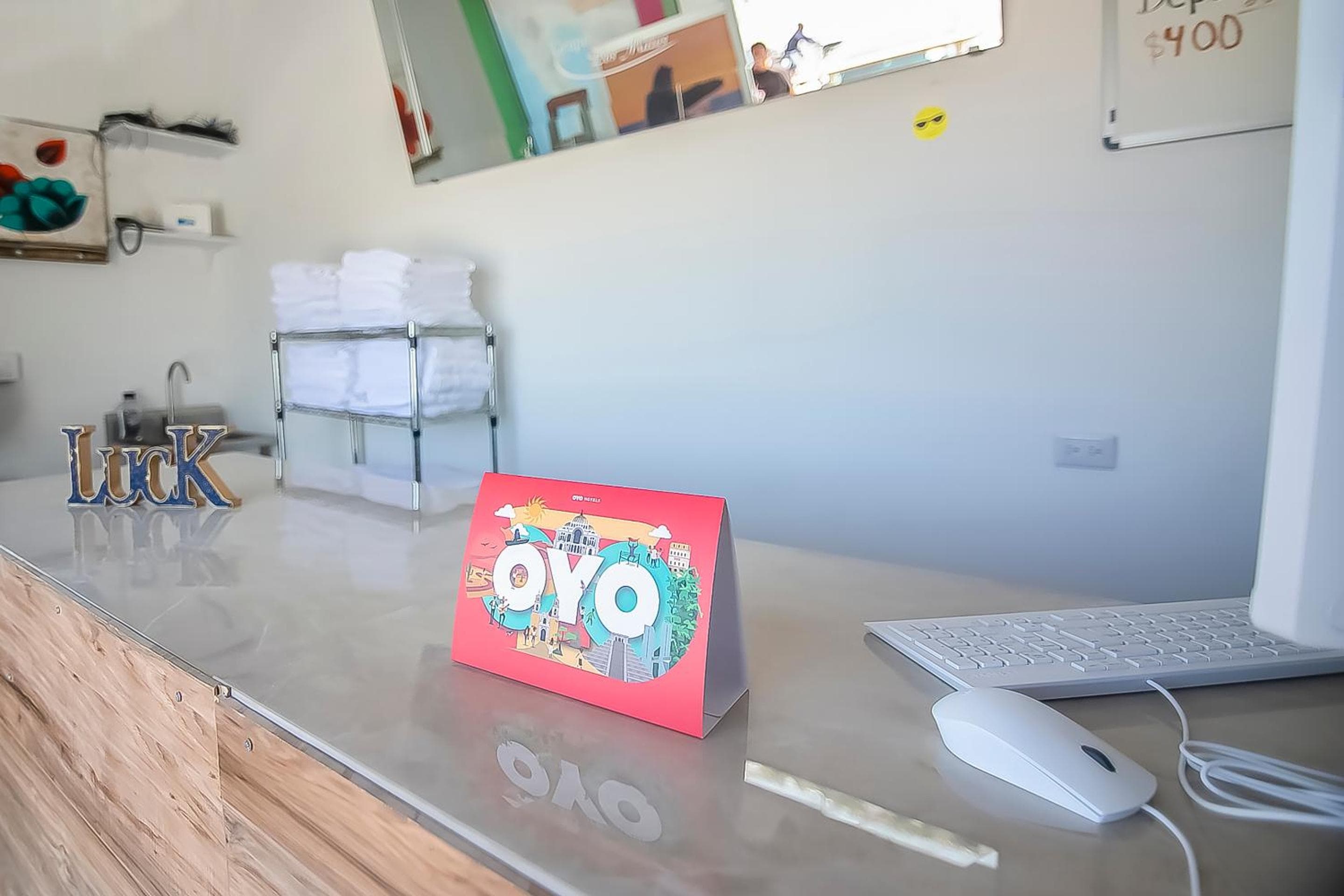 OYO Hotel Plaza Las Torres, Cabo San Lucas — 4