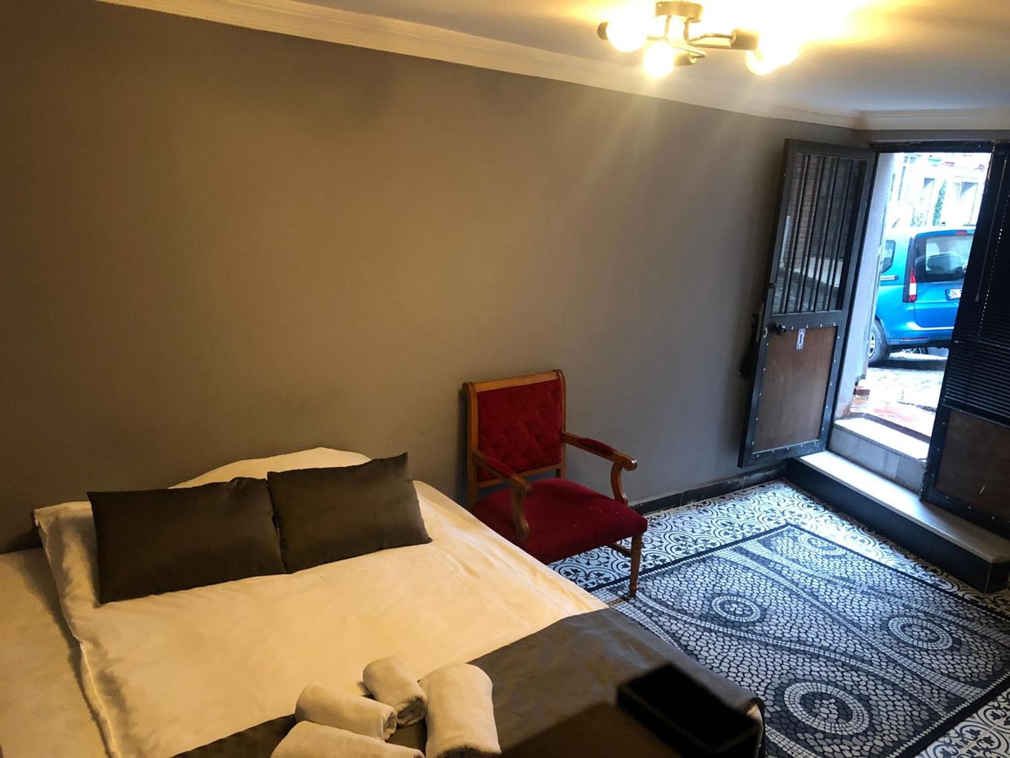 HHK Hotel — 18