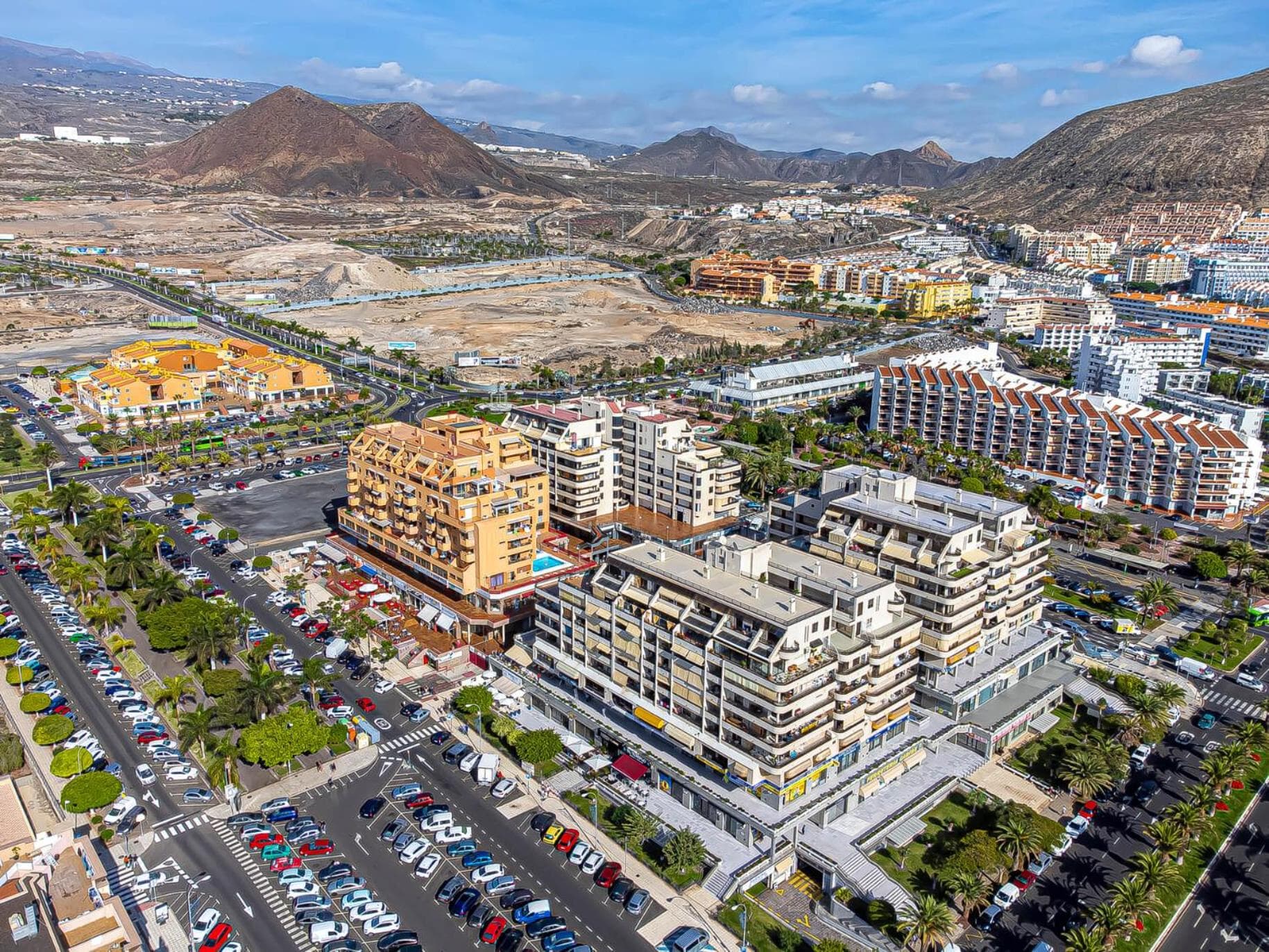 As de Casas - Valdes Center 1 - Los Cristianos — 2