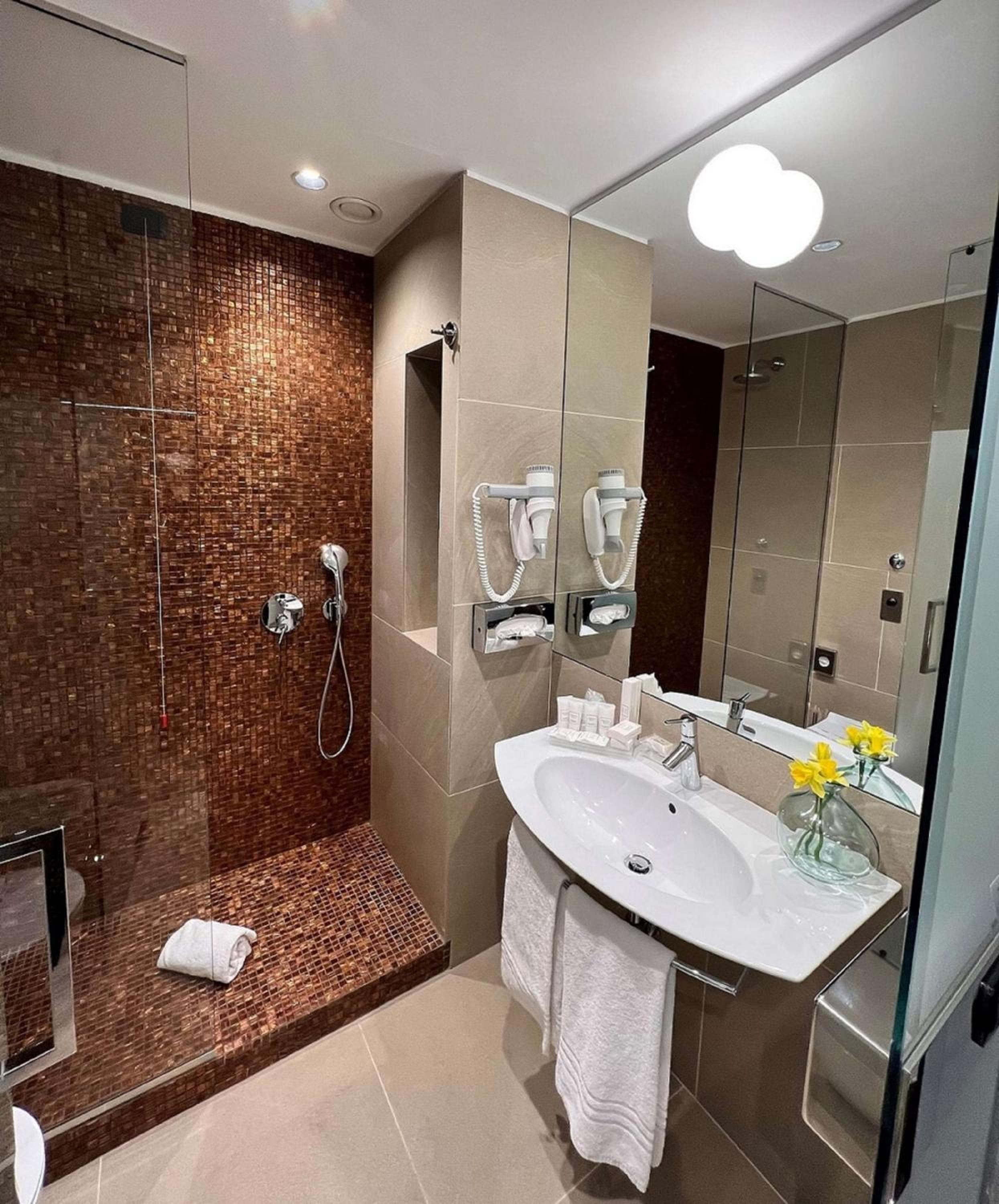 Best Western Hotel City — 17