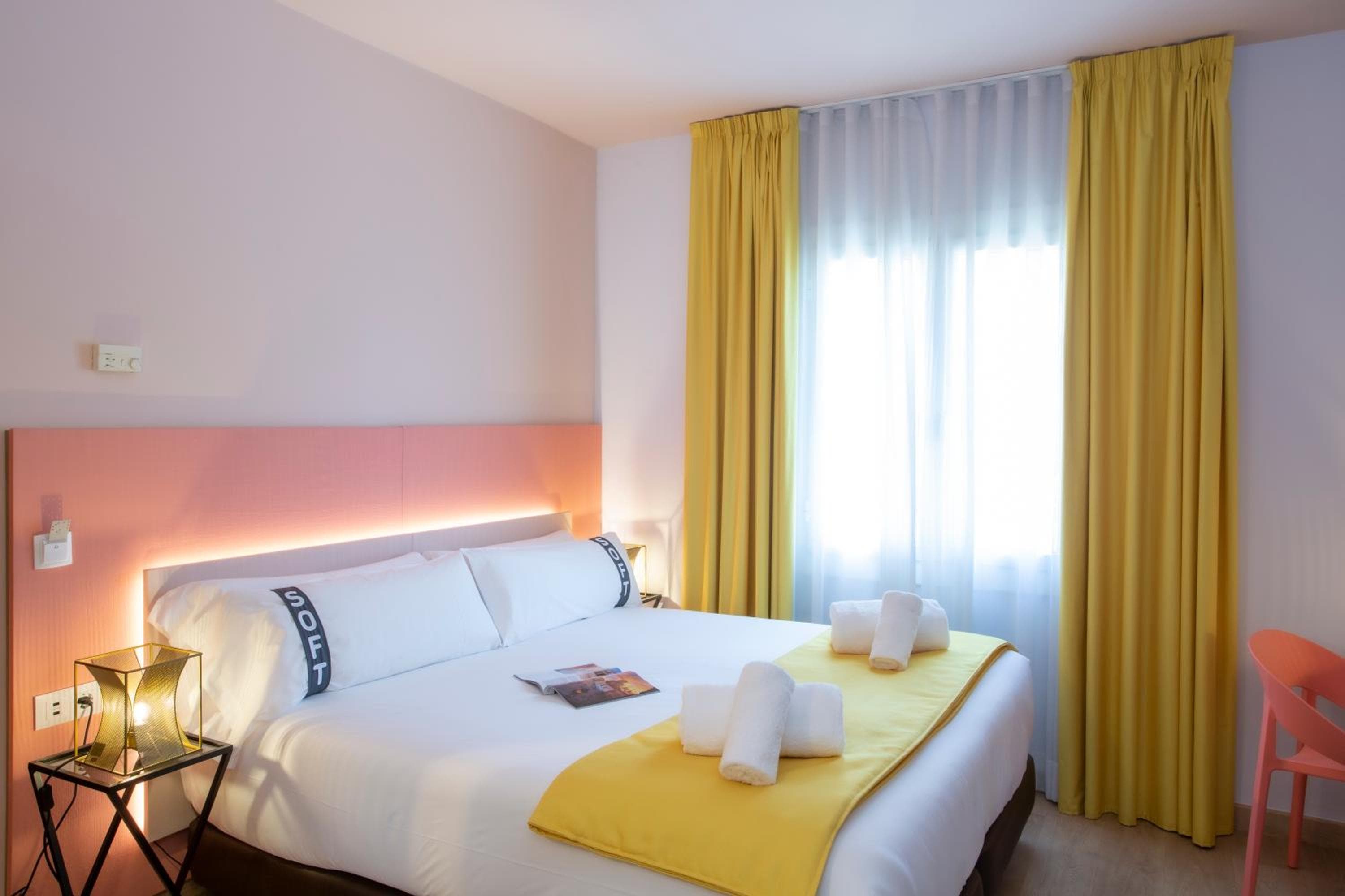 Colores Casuales Barcelona — 27