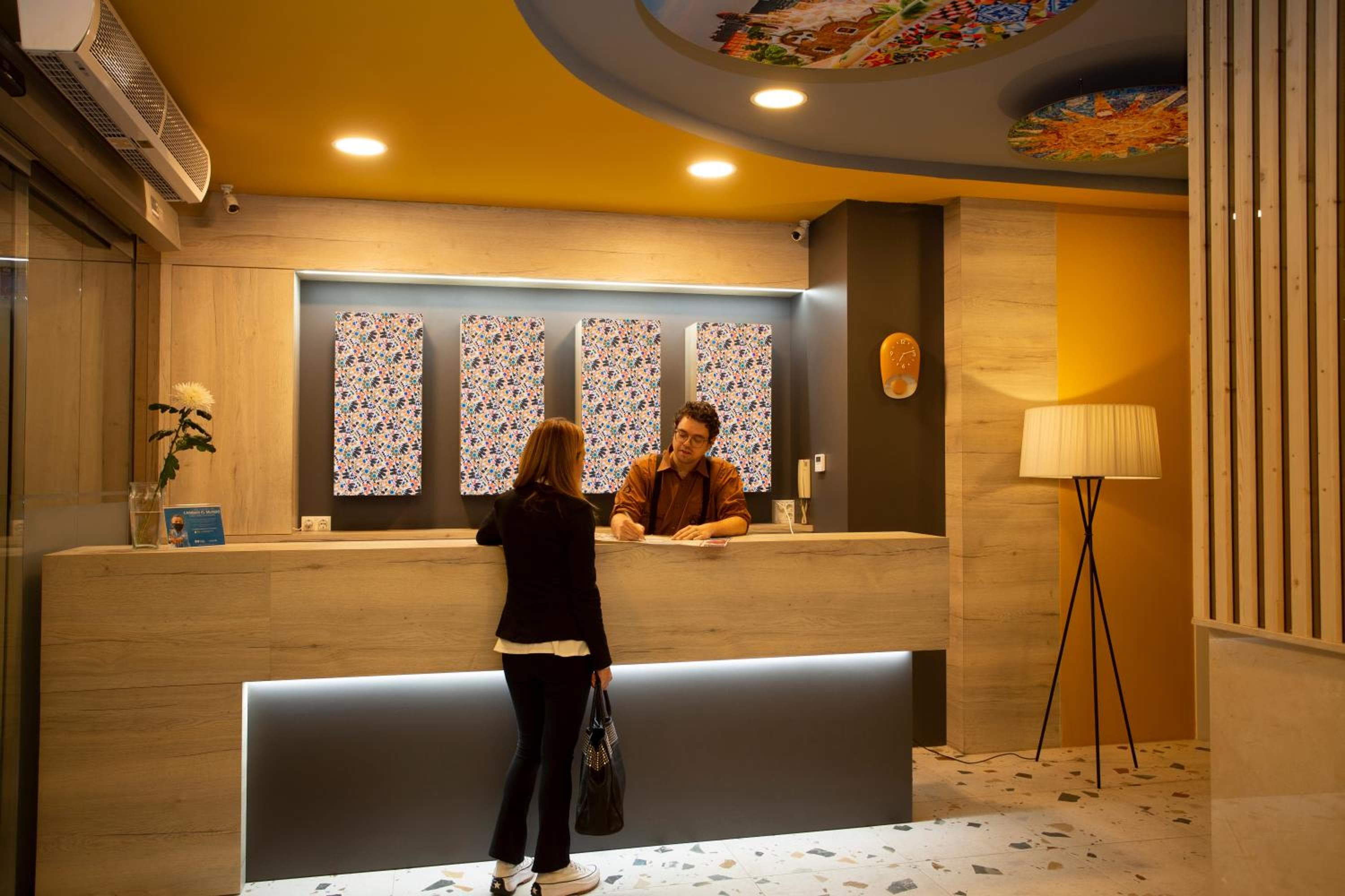 Colores Casuales Barcelona — 12