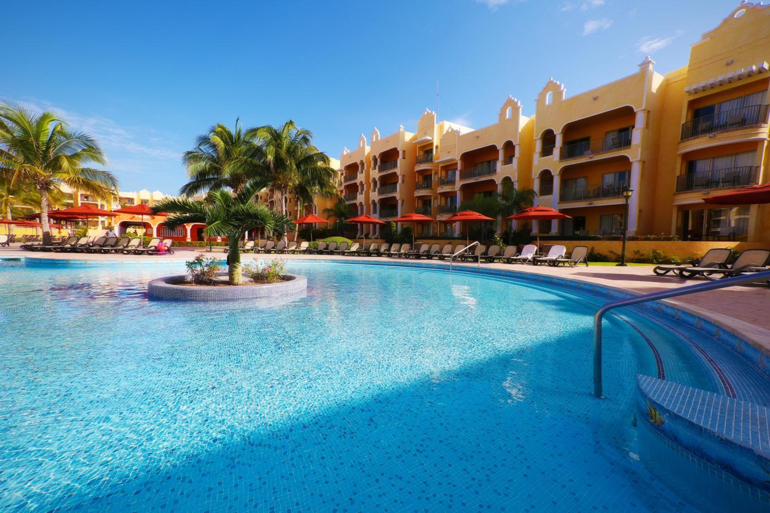 Il Royal Haciendas Resort & Spa — 13