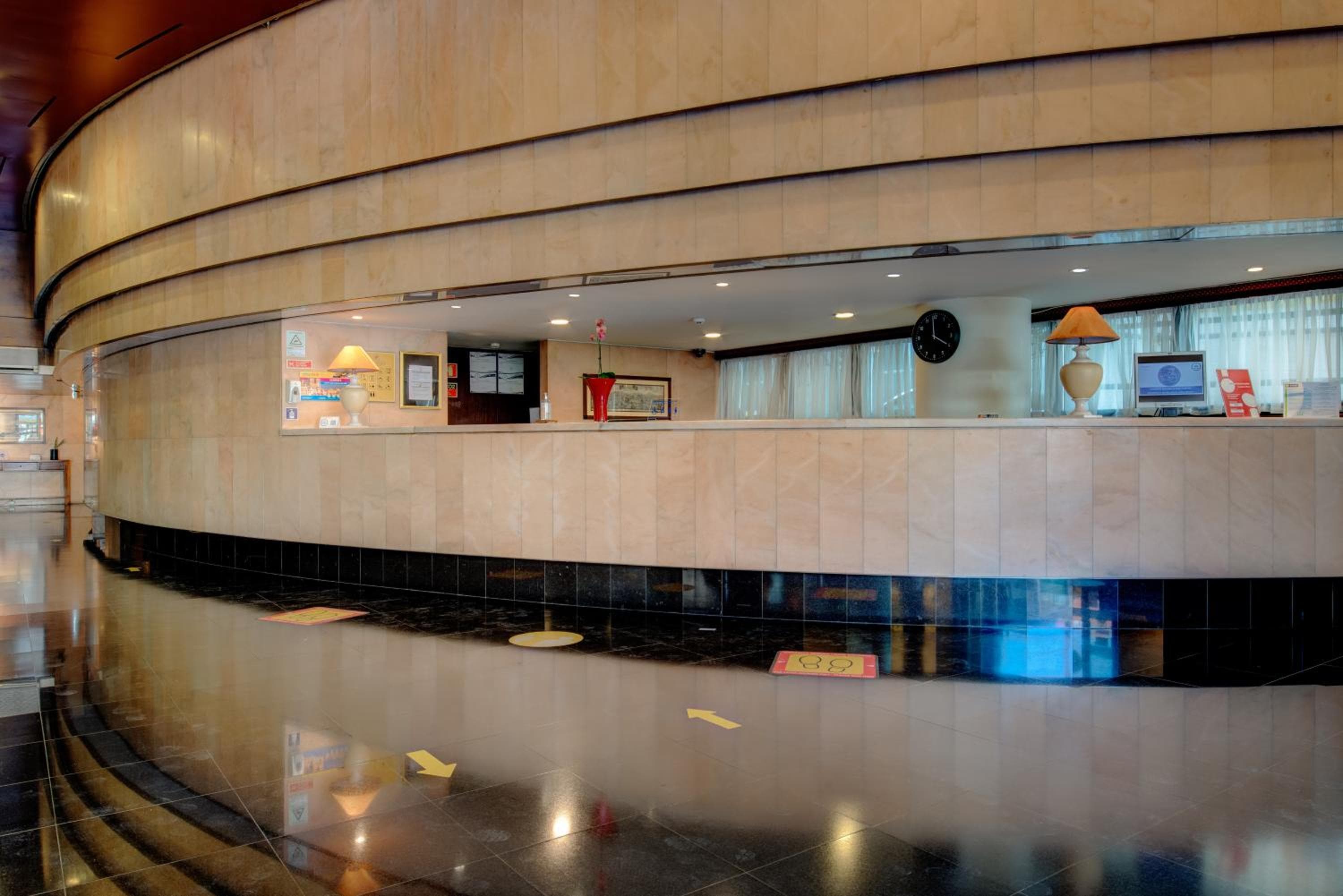 Apartotel VIP Ejecutivo Edén — 7
