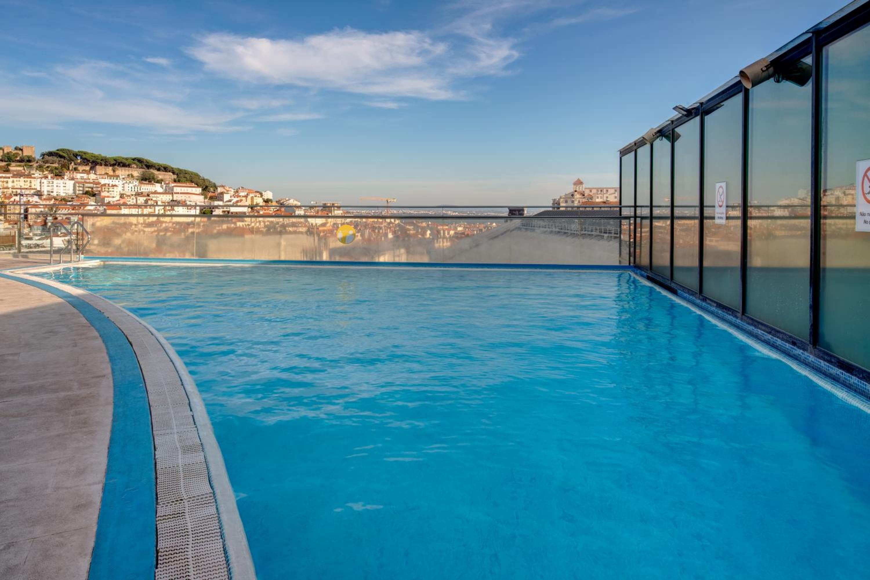 Apartotel VIP Ejecutivo Edén — 16