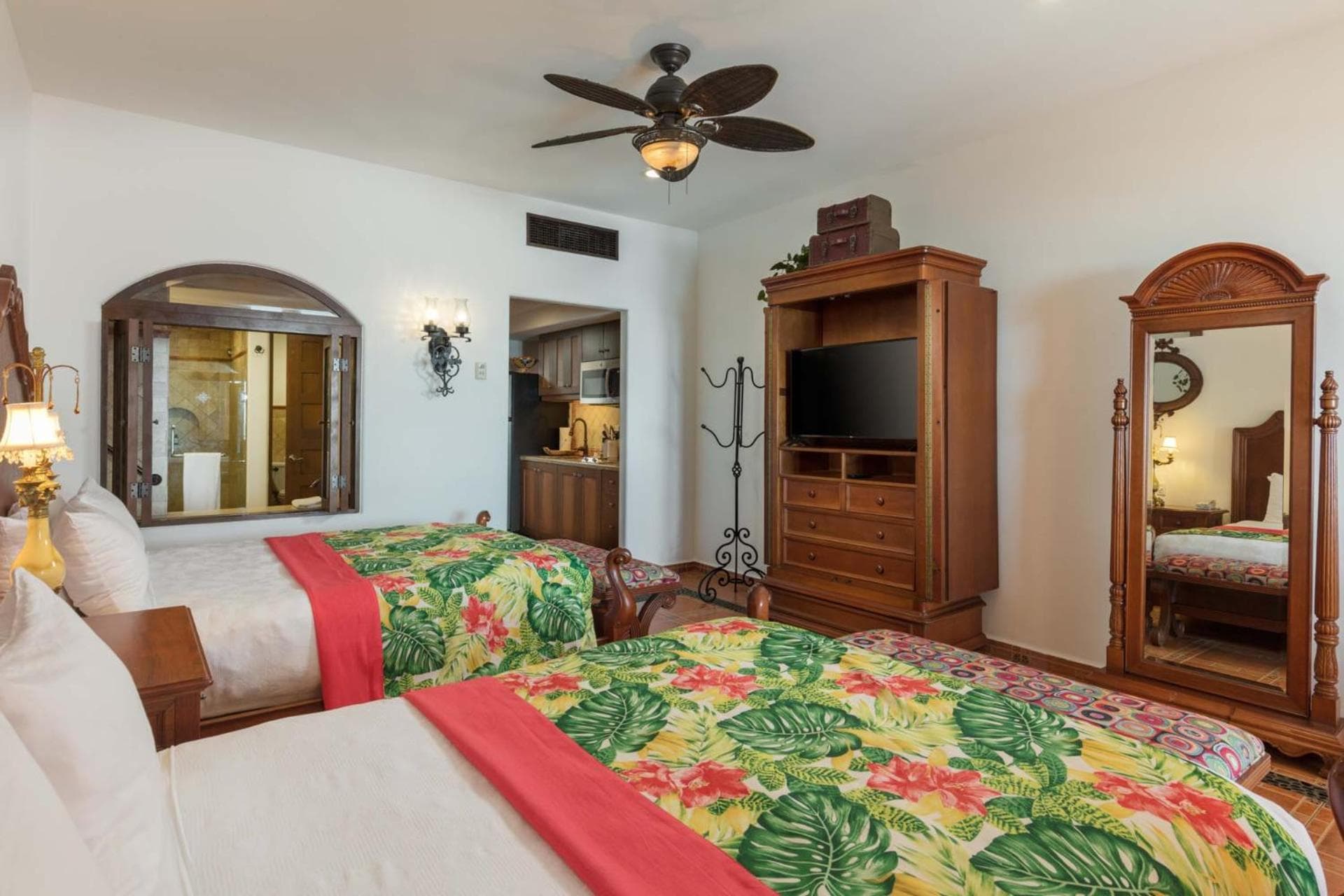Hacienda Encantada Resort & Residences — 9
