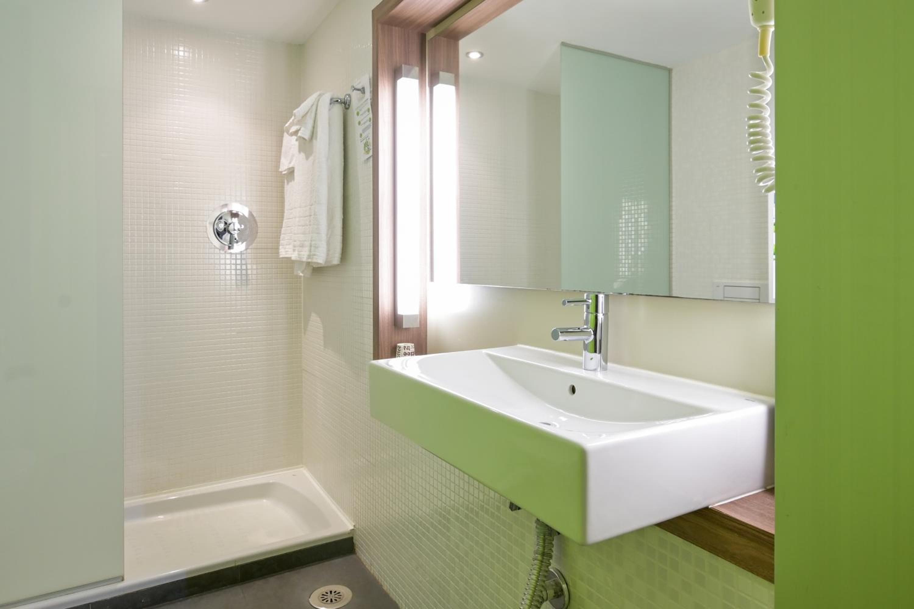 Travelodge Málaga Flughafen — 5