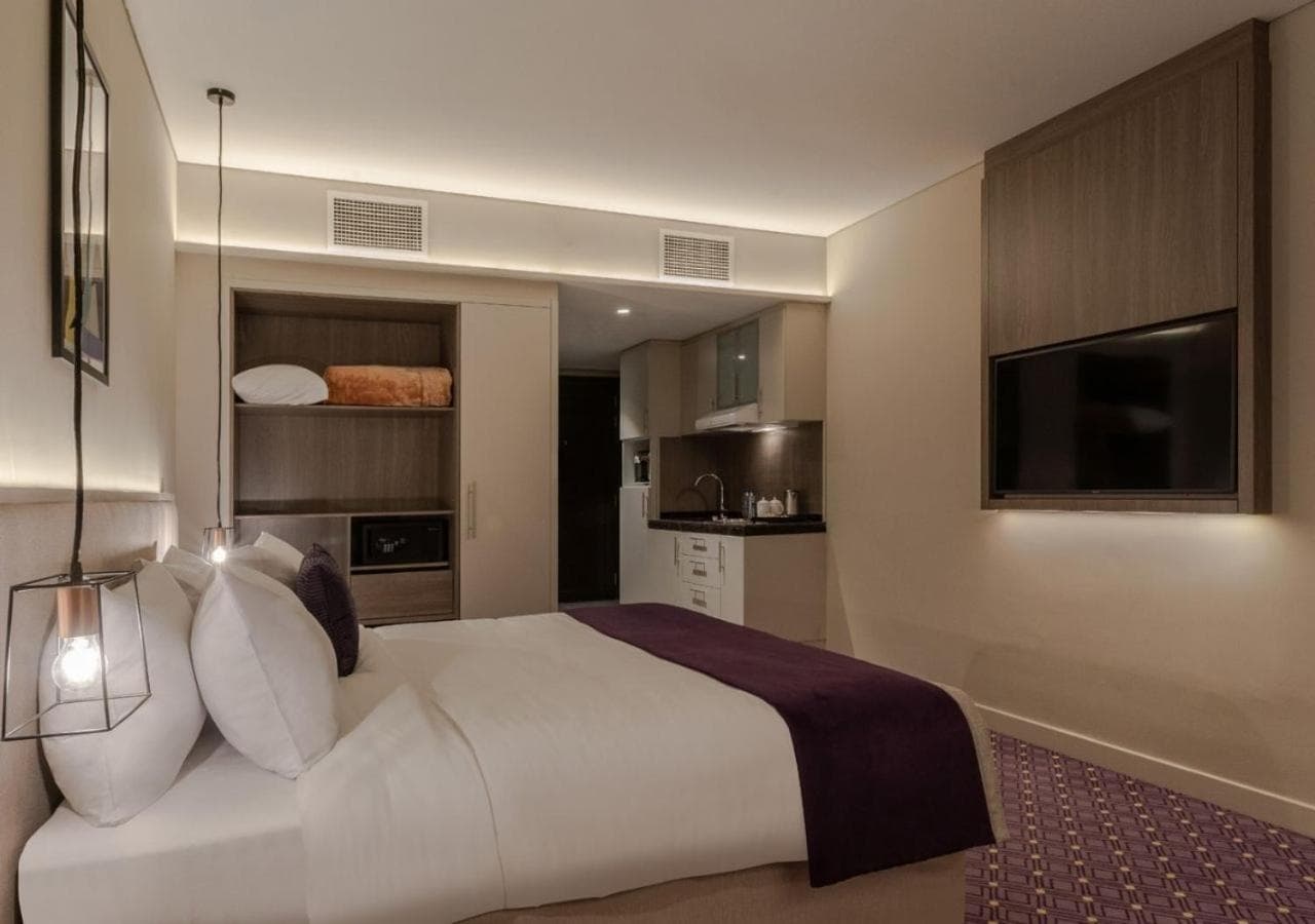 Leva Hotel and Suites, Opposite Downtown — 6