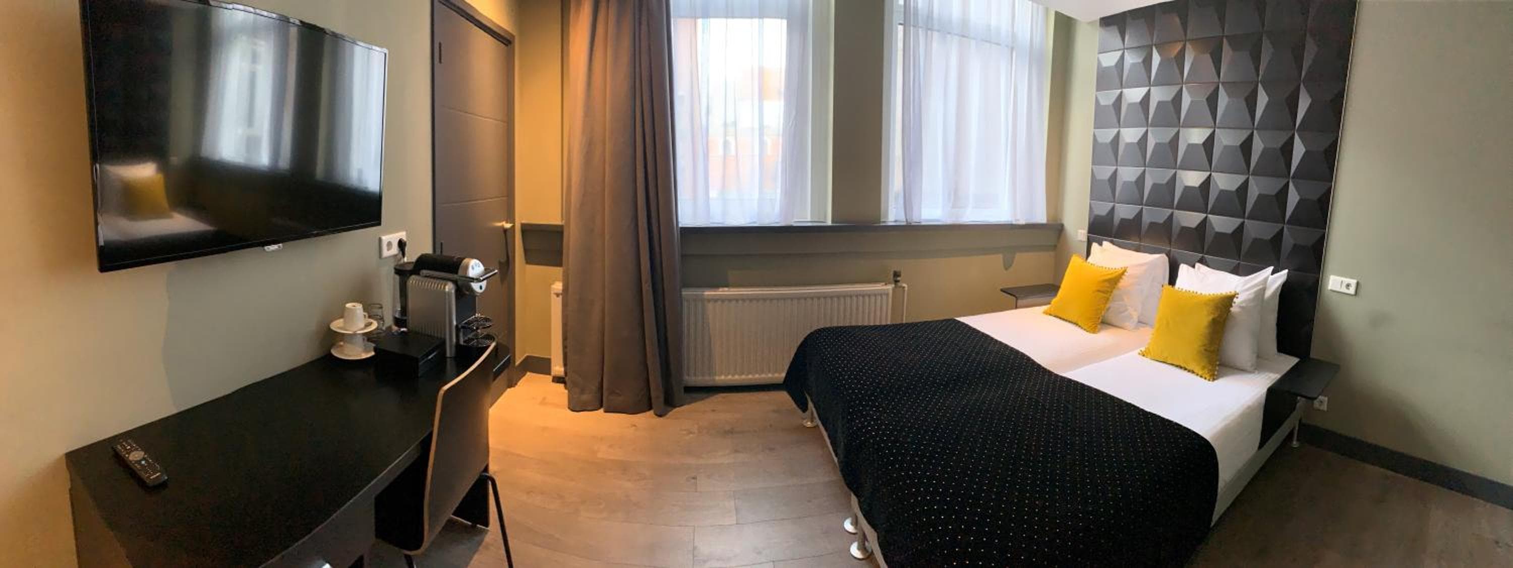 Hotel De Looier — 16