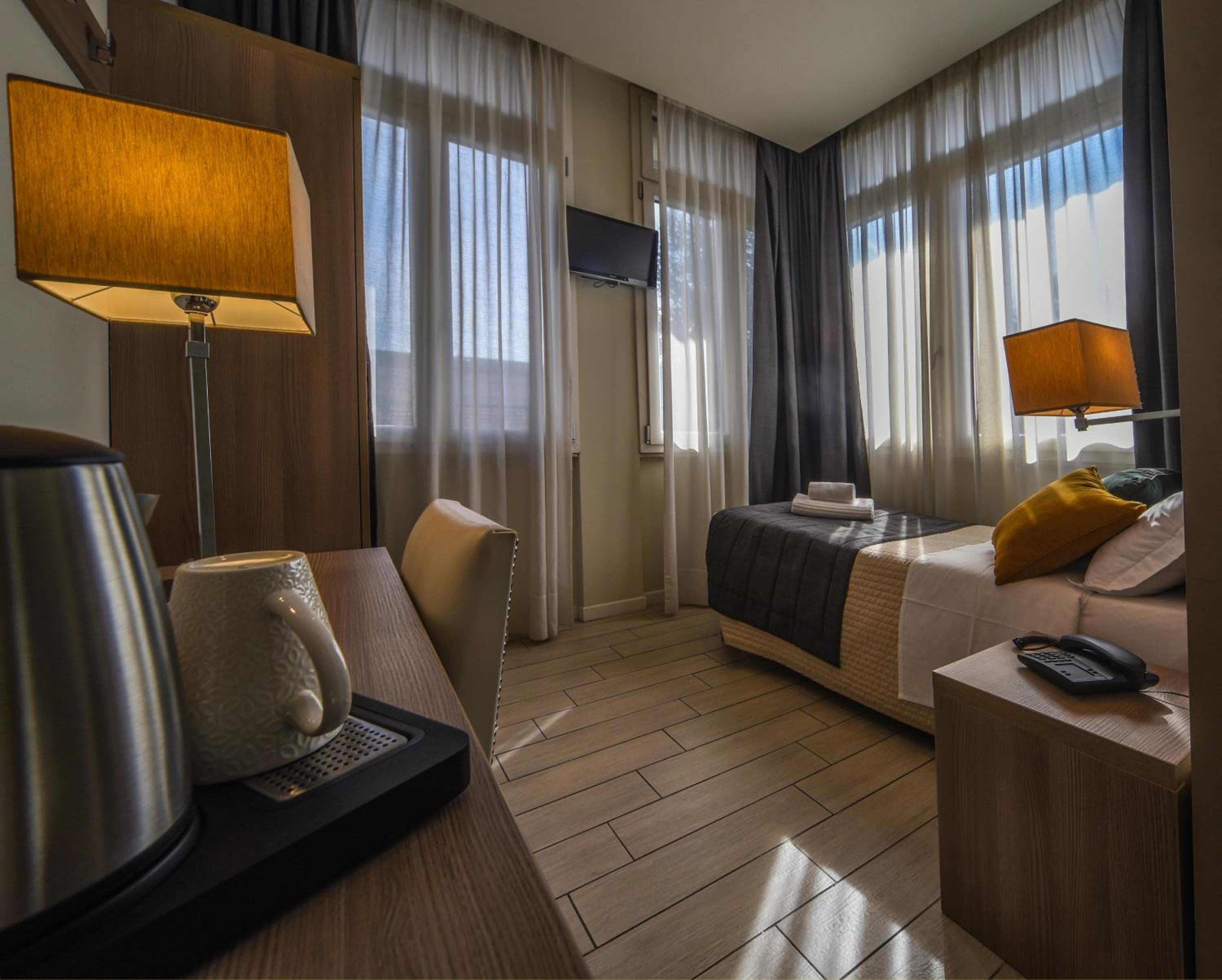 Hotel Zara Milano — 30