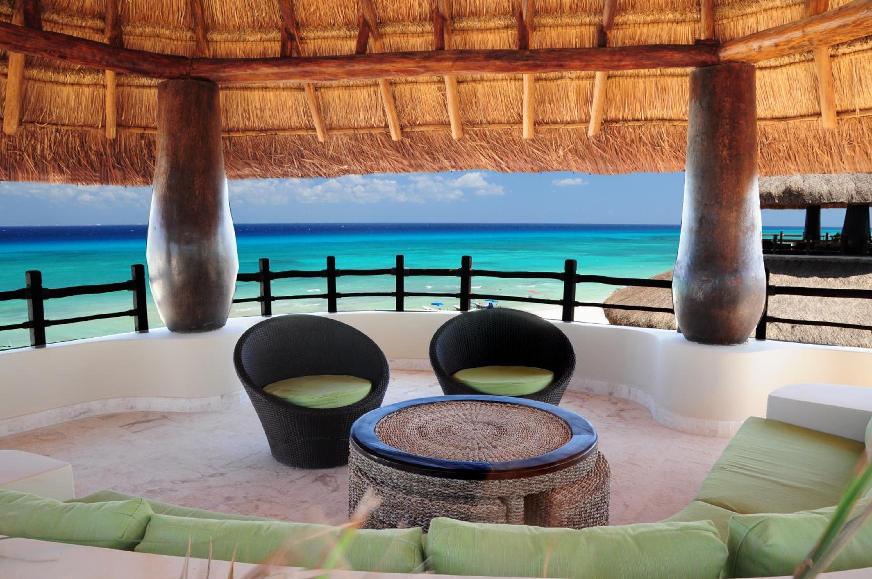 El Taj Oceanfront and Beachside Condo Hotel — 29