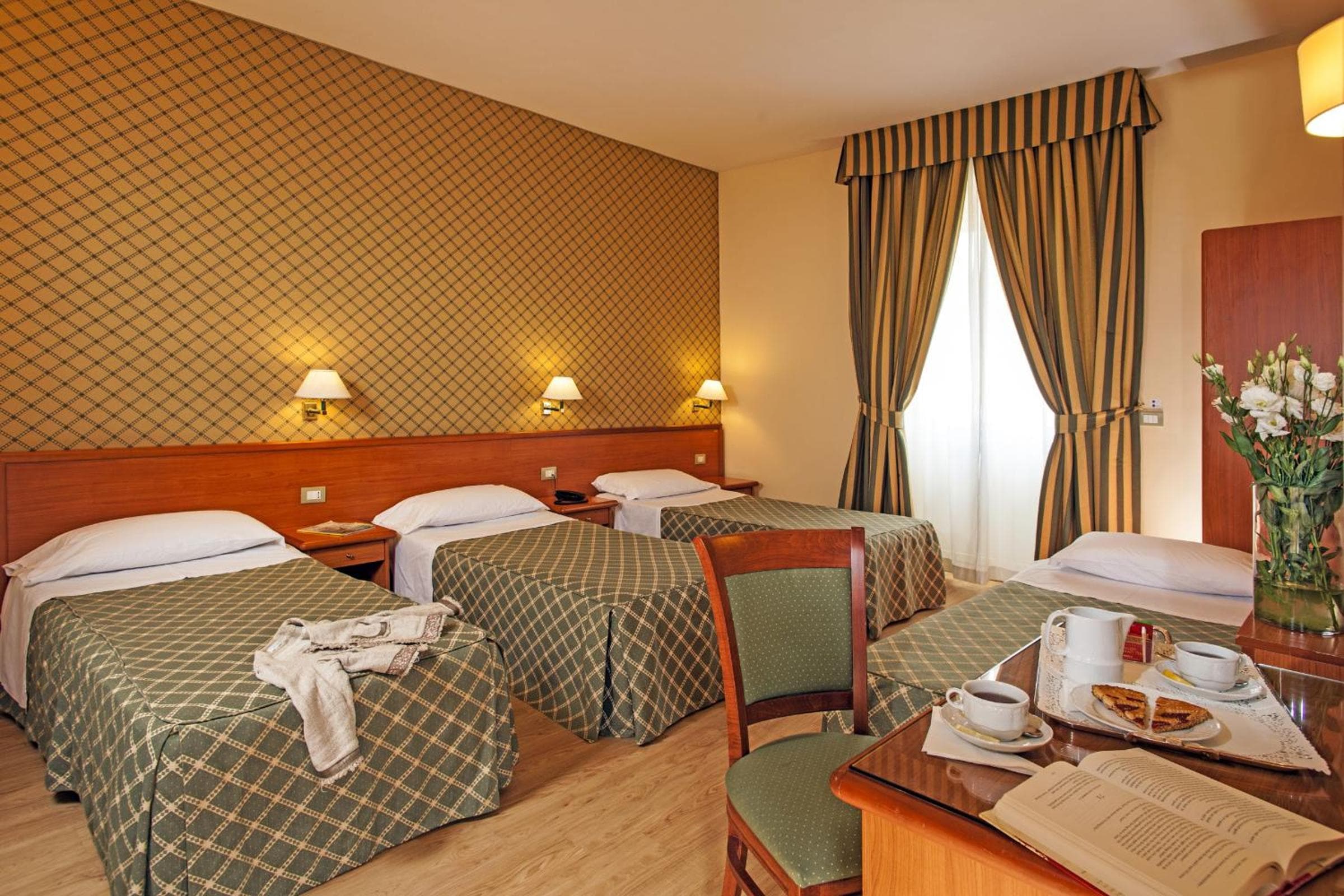 Hotel Colosseum — 13