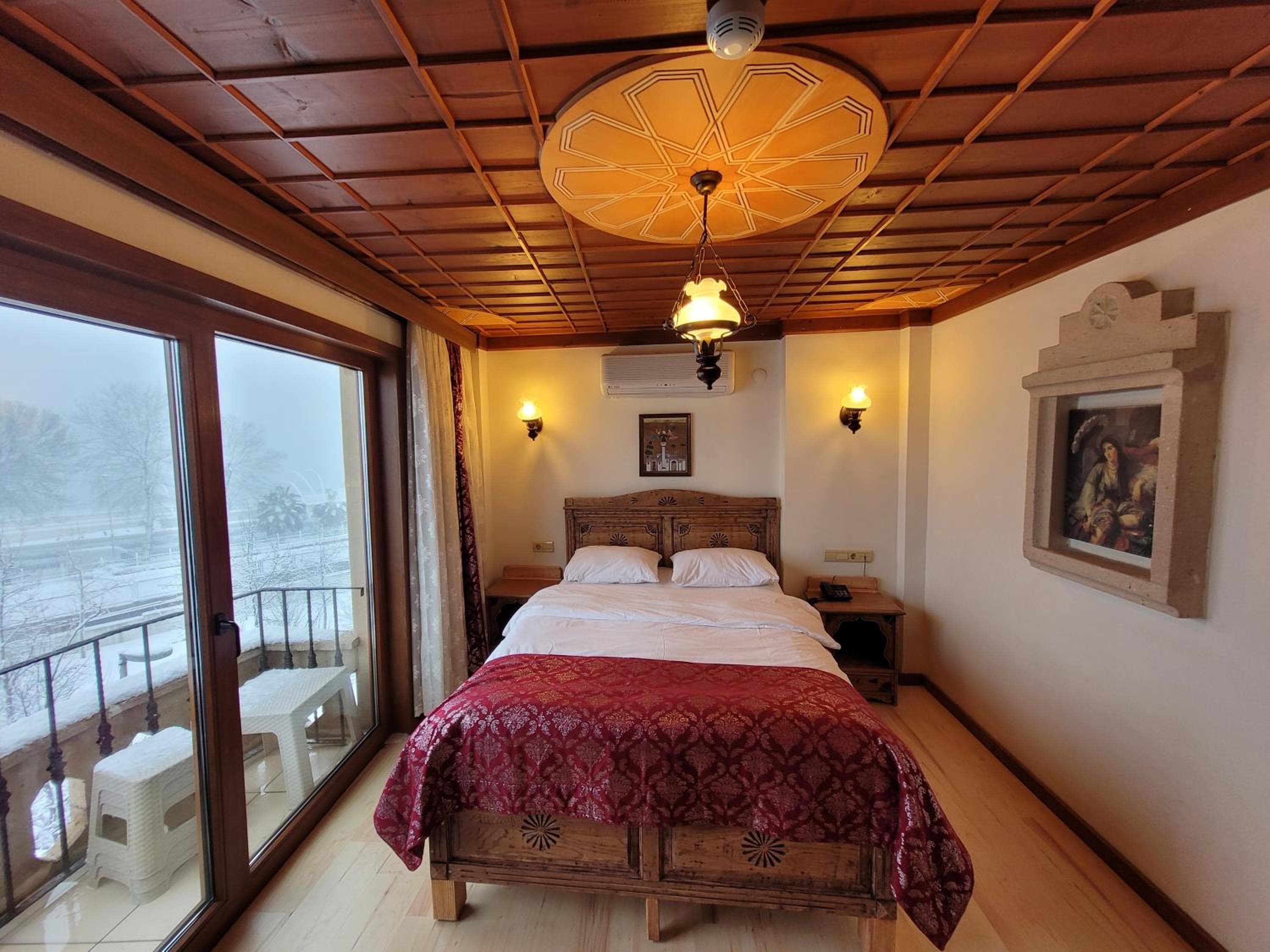 Saruhan Hotel — 16