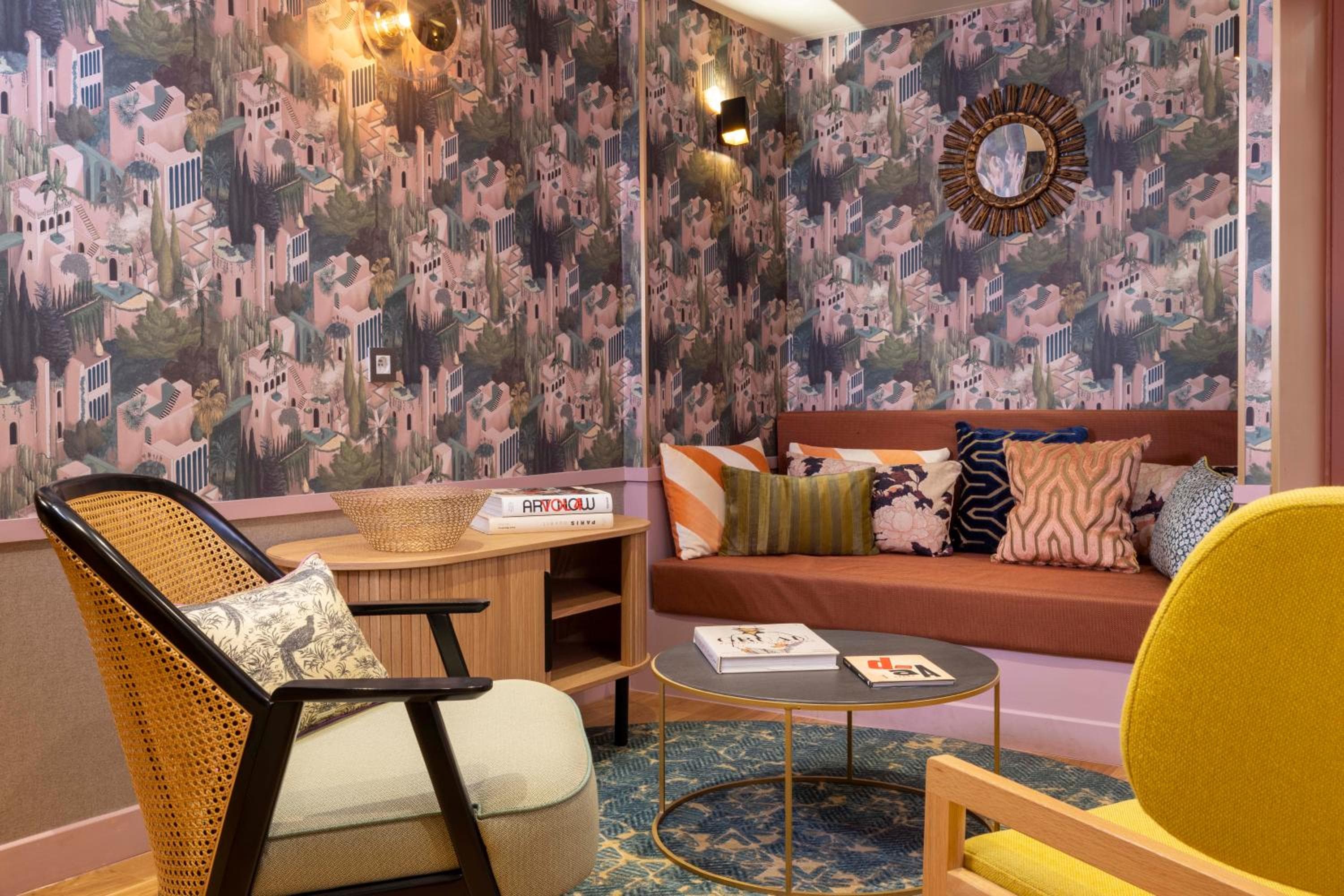 Hotel Jardin de Cluny — 16