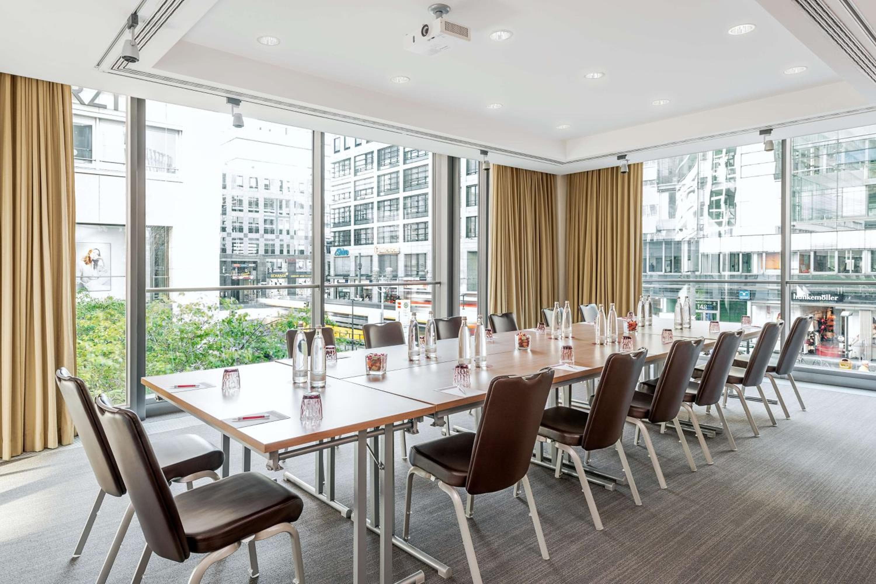 NH Collection Berlin Mitte Friedrichstrasse hotel, Friedrichstr. 96, Berlin, Germany — photo 63