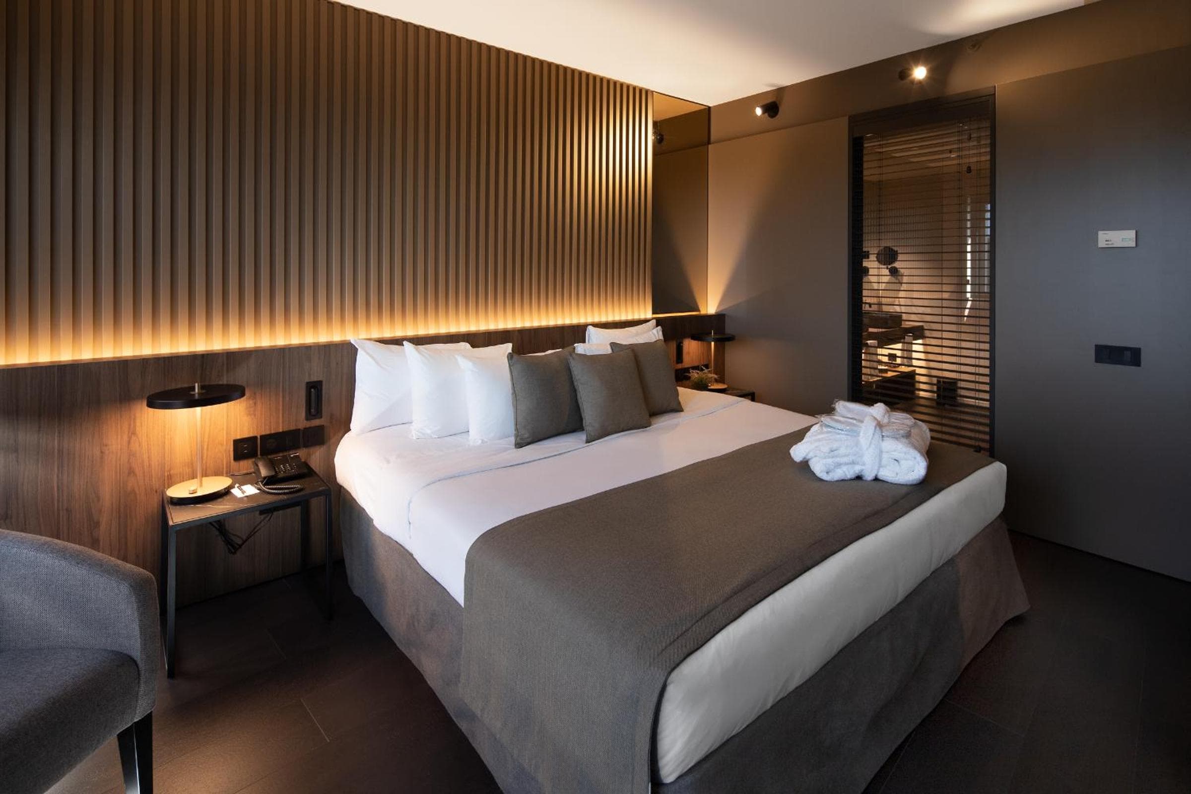 BAH Barcelona Airport Hotel — 14