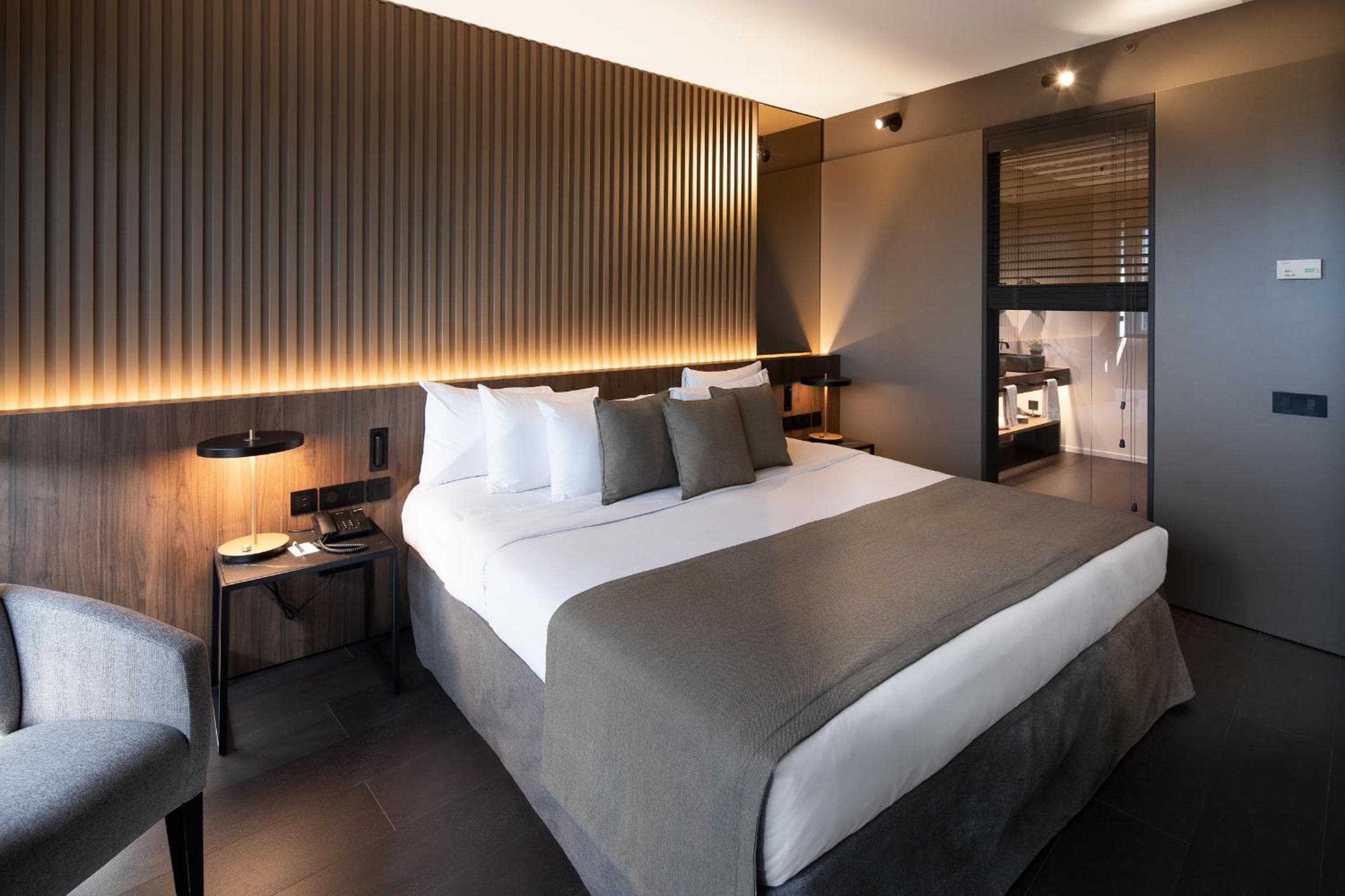 BAH Barcelona Airport Hotel — 9