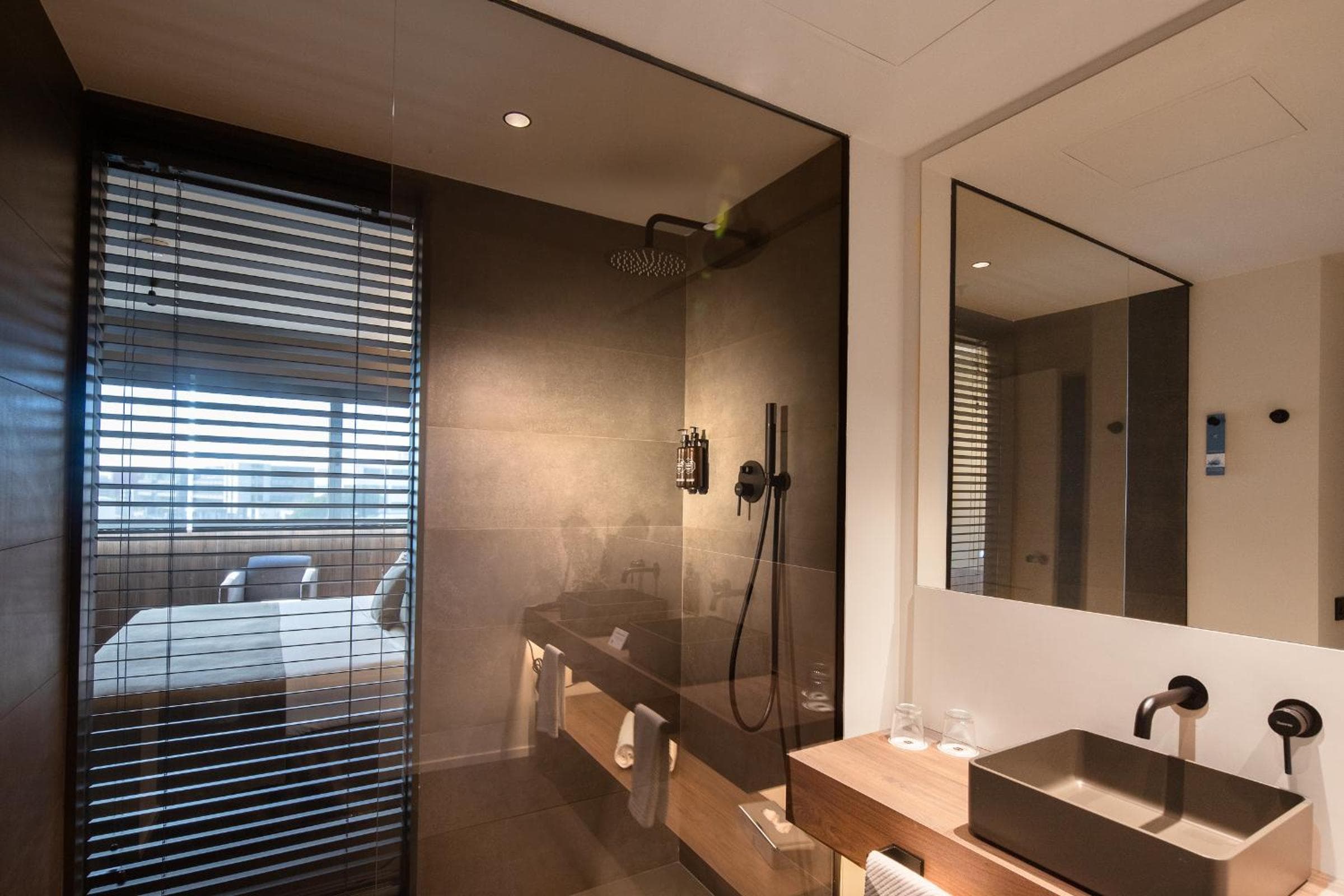 BAH Barcelona Airport Hotel — 10